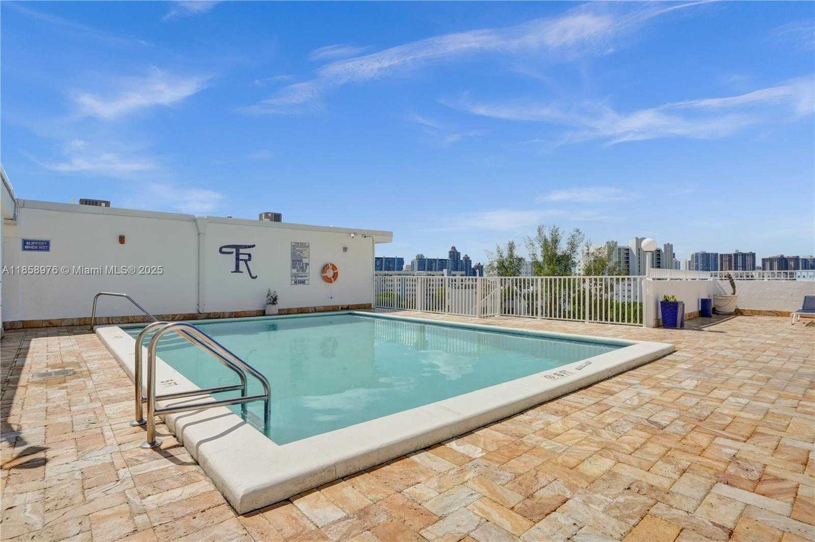 Small Image of 17800 ATLANTIC BLVD #301, Sunny Isles Beach Number 26