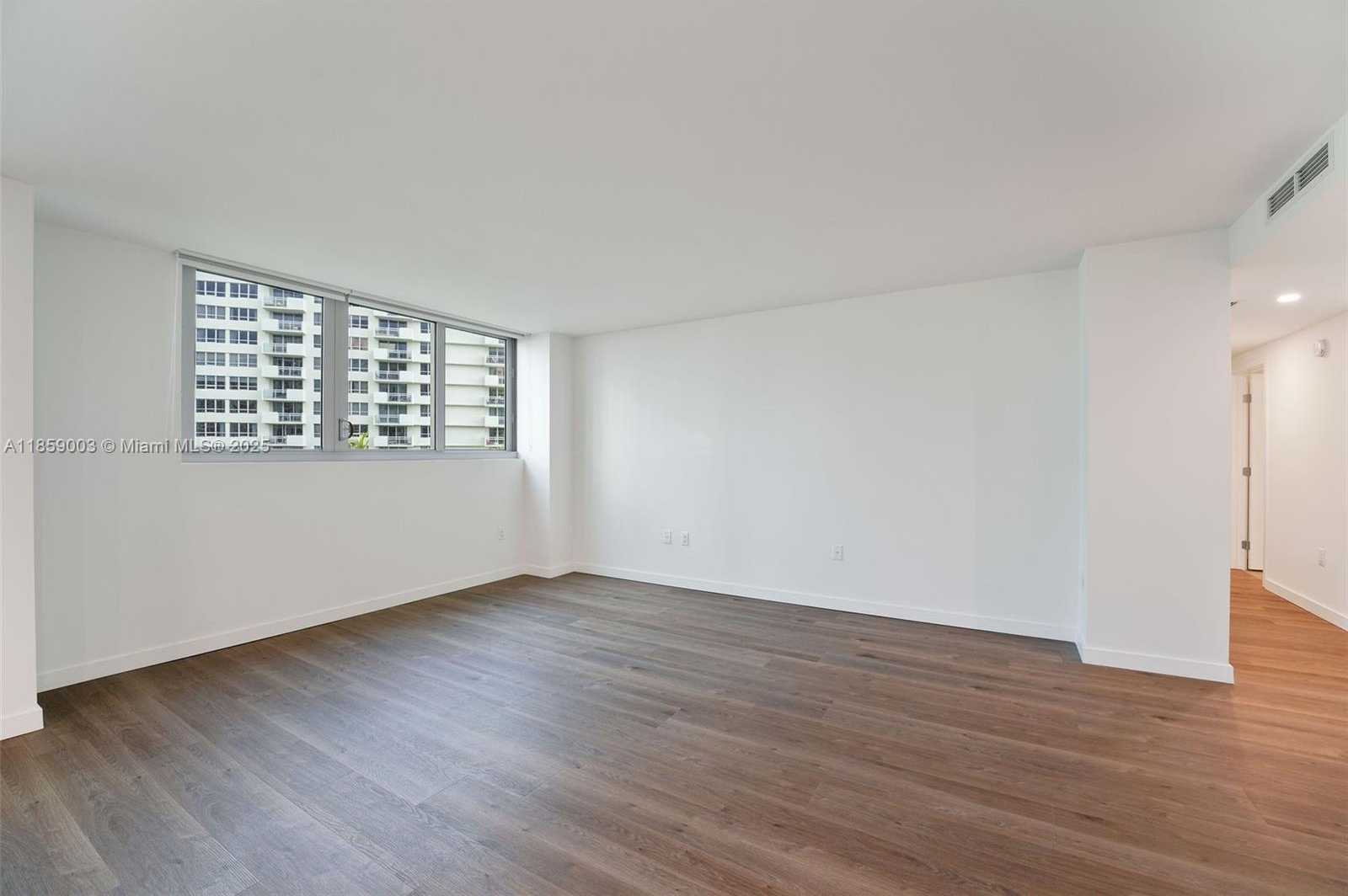 Small Image of 1500 BAY RD #N-1517, Miami Beach Number 20