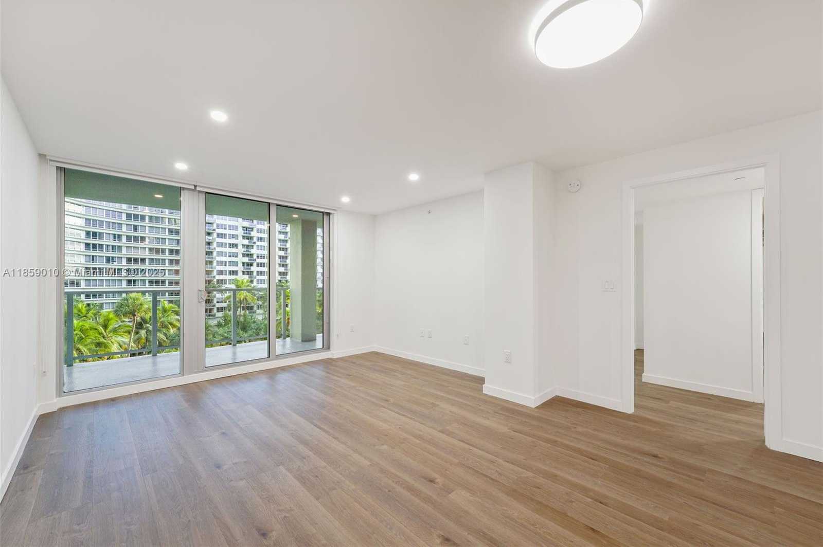 Small Image of 1500 BAY RD #N-0226, Miami Beach Number 9