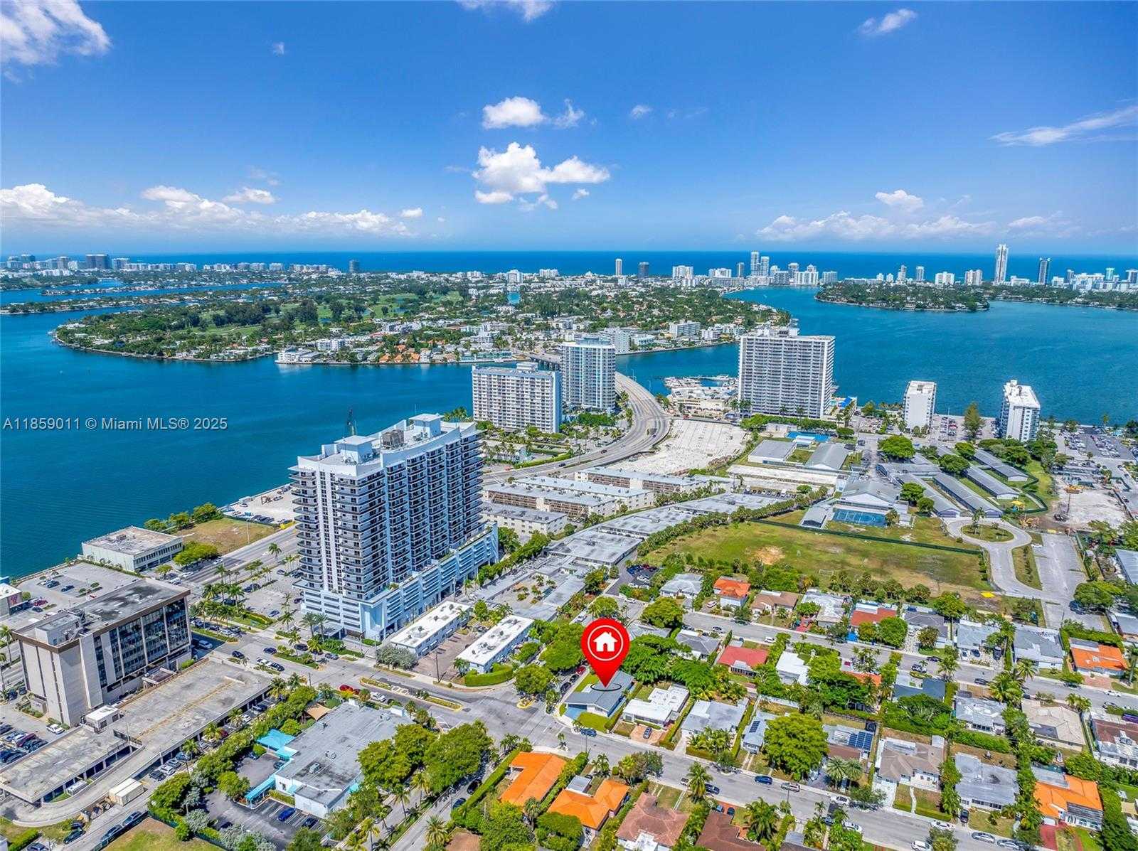 Small Image of 1700 NORTH TREASURE DR, North Bay Village Number 43