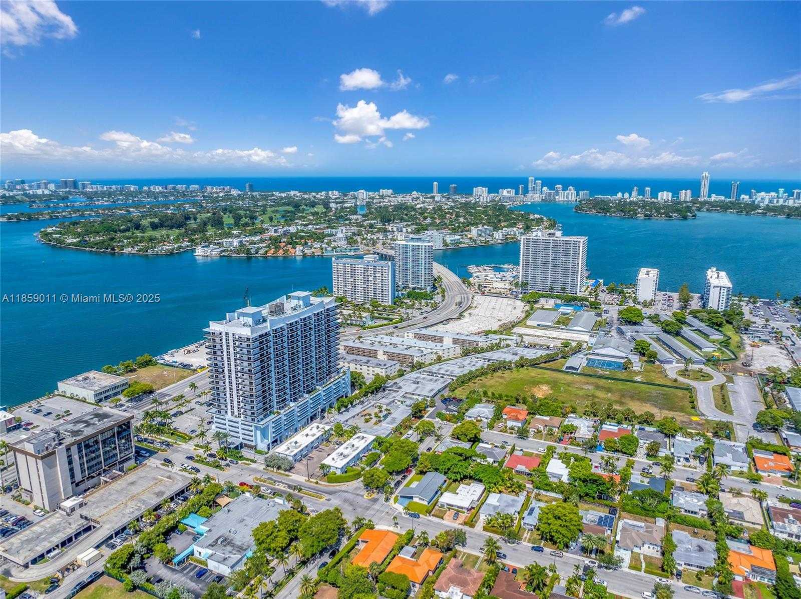 Small Image of 1700 NORTH TREASURE DR, North Bay Village Number 44