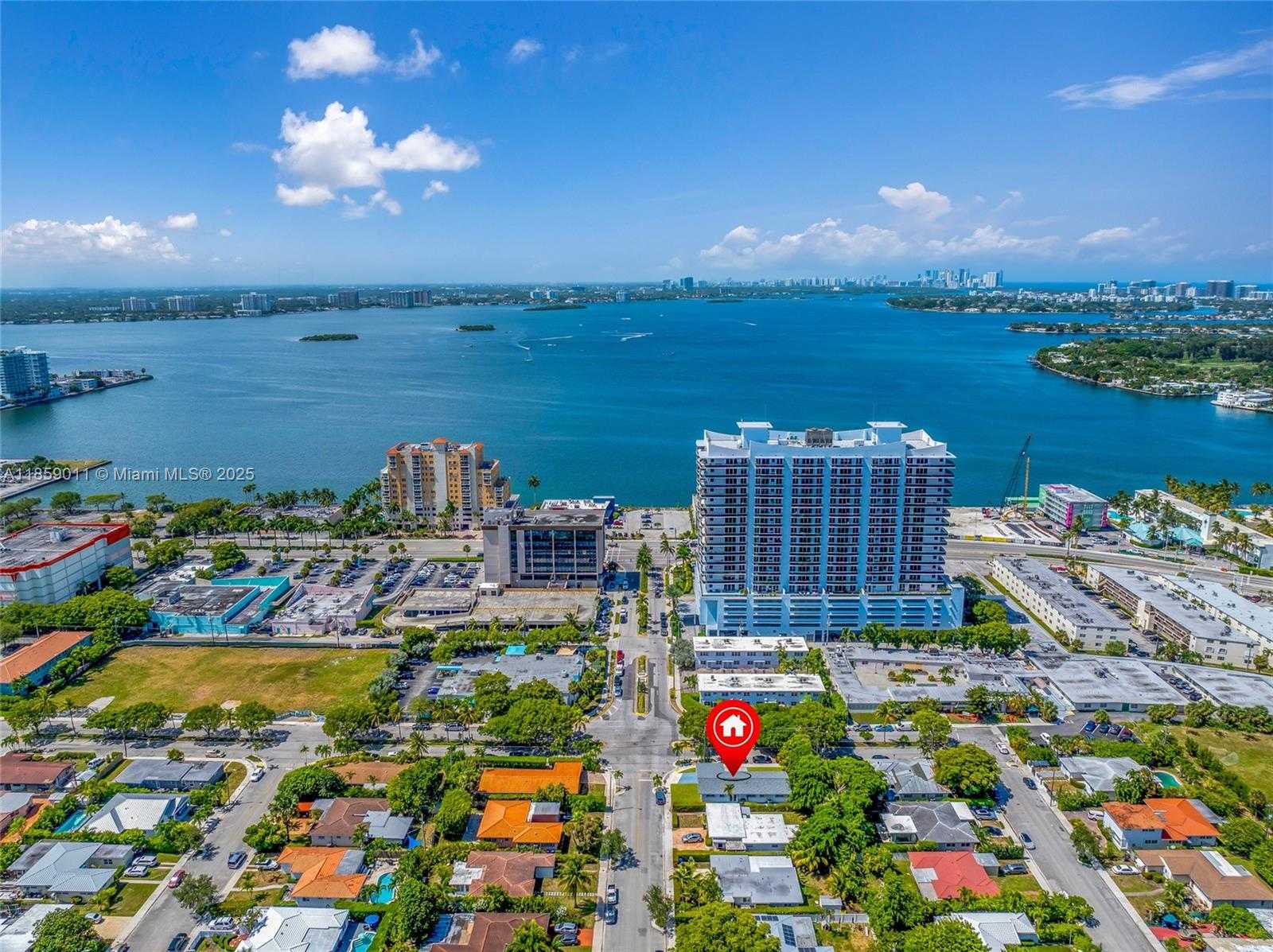 Small Image of 1700 NORTH TREASURE DR, North Bay Village Number 47