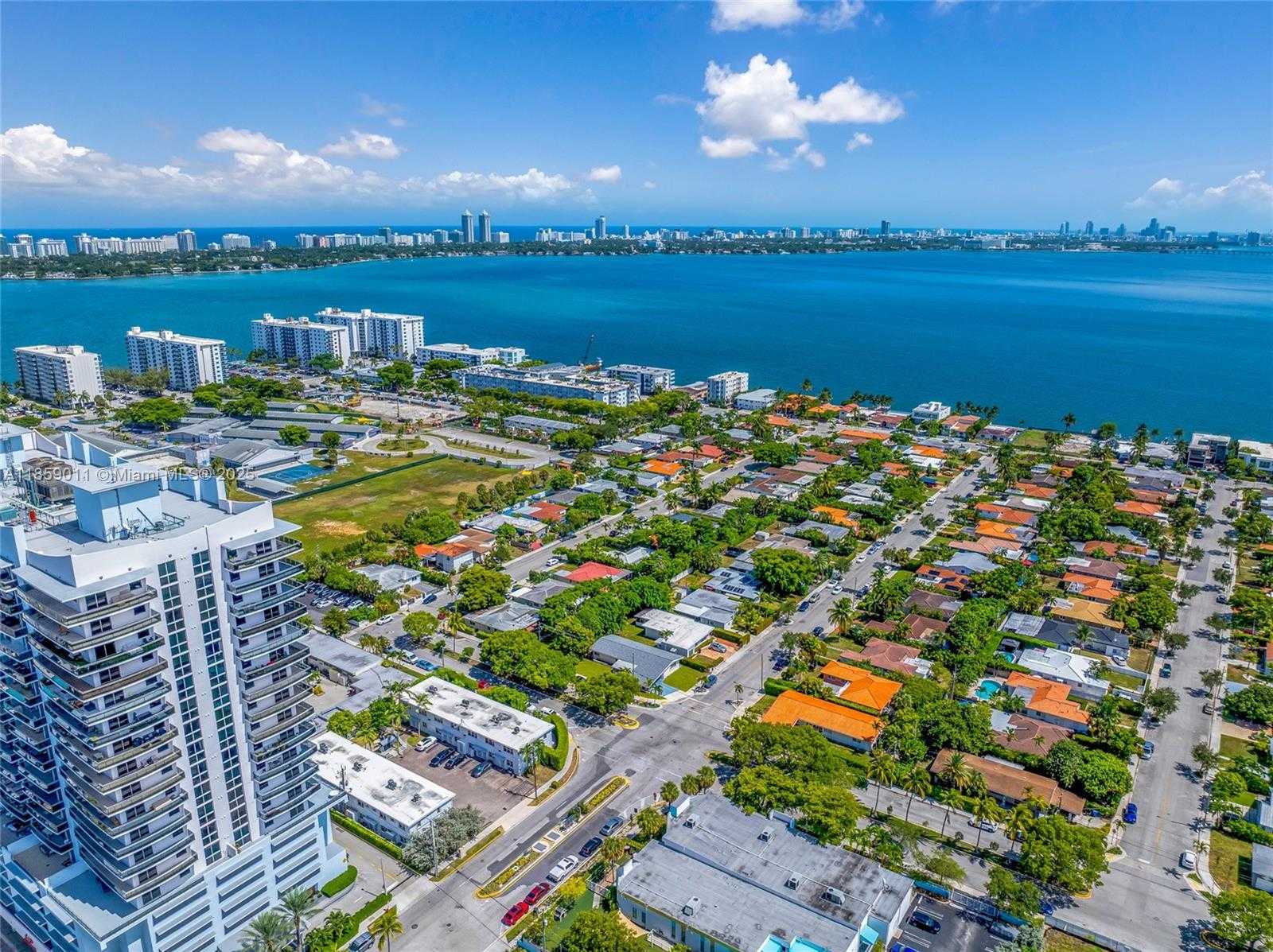 Small Image of 1700 NORTH TREASURE DR, North Bay Village Number 50
