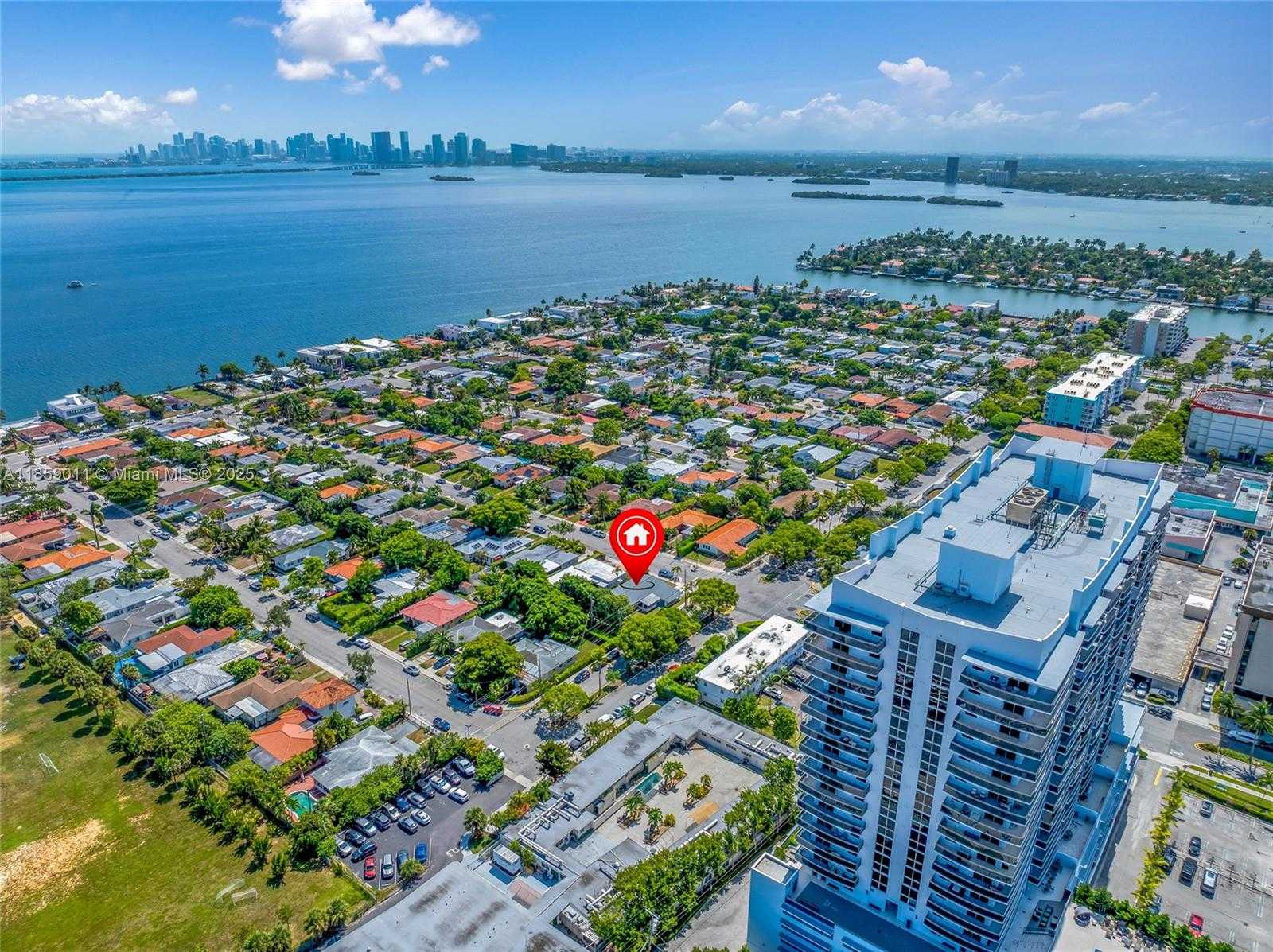Small Image of 1700 NORTH TREASURE DR, North Bay Village Number 53