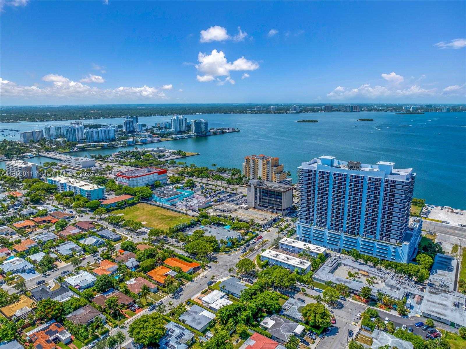 Small Image of 1700 NORTH TREASURE DR, North Bay Village Number 54