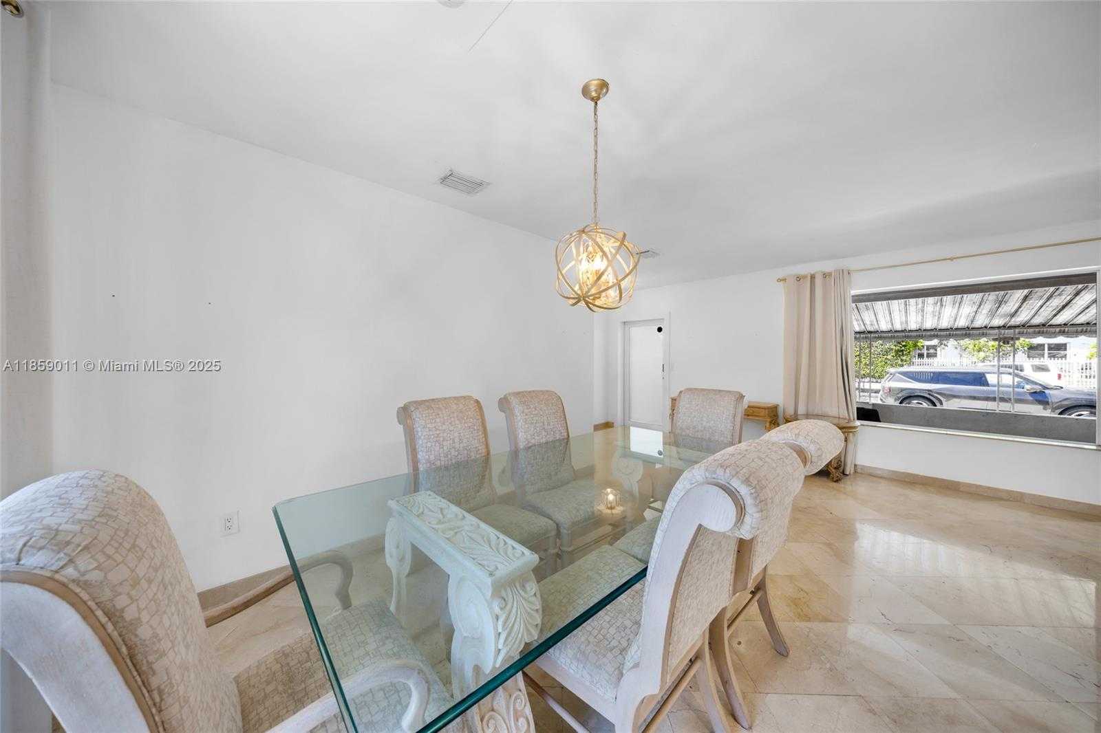 Small Image of 1700 NORTH TREASURE DR, North Bay Village Number 6