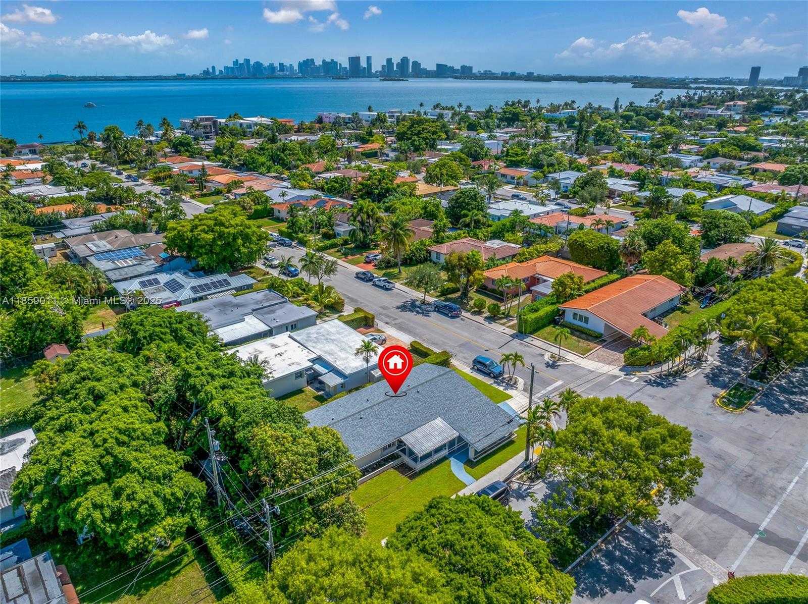Small Image of 1700 NORTH TREASURE DR, North Bay Village Number 62