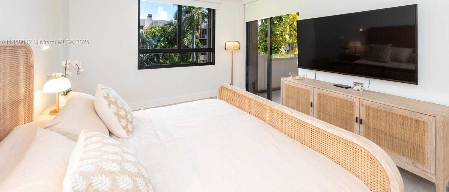 Small Image of 181 CRANDON BLVD #306, Key Biscayne Number 11