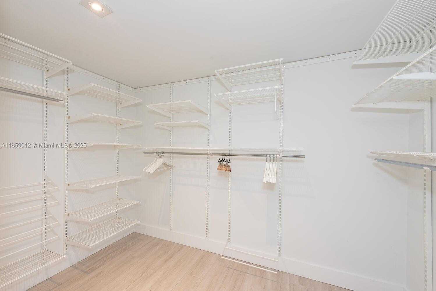 Small Image of 181 CRANDON BLVD #306, Key Biscayne Number 14