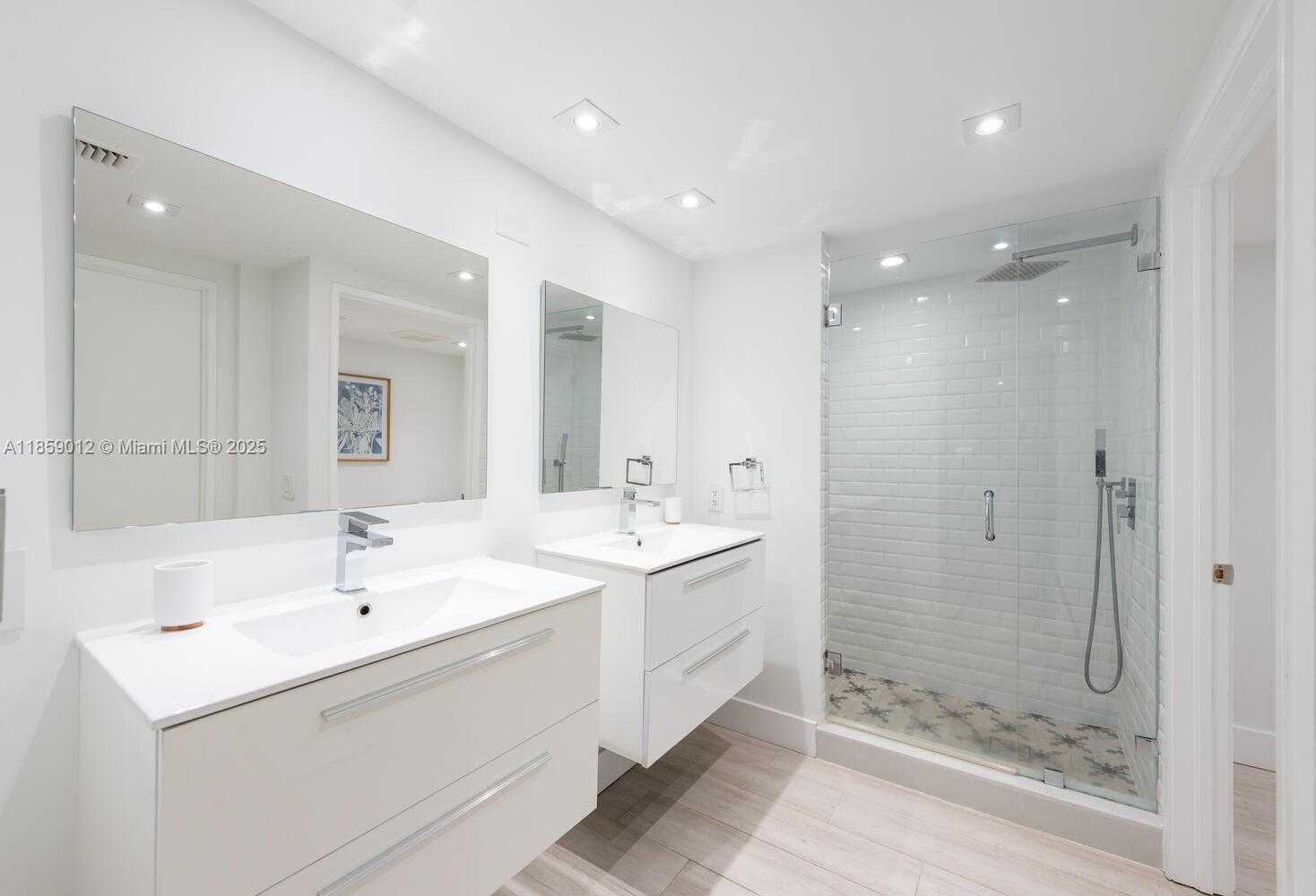 Small Image of 181 CRANDON BLVD #306, Key Biscayne Number 15