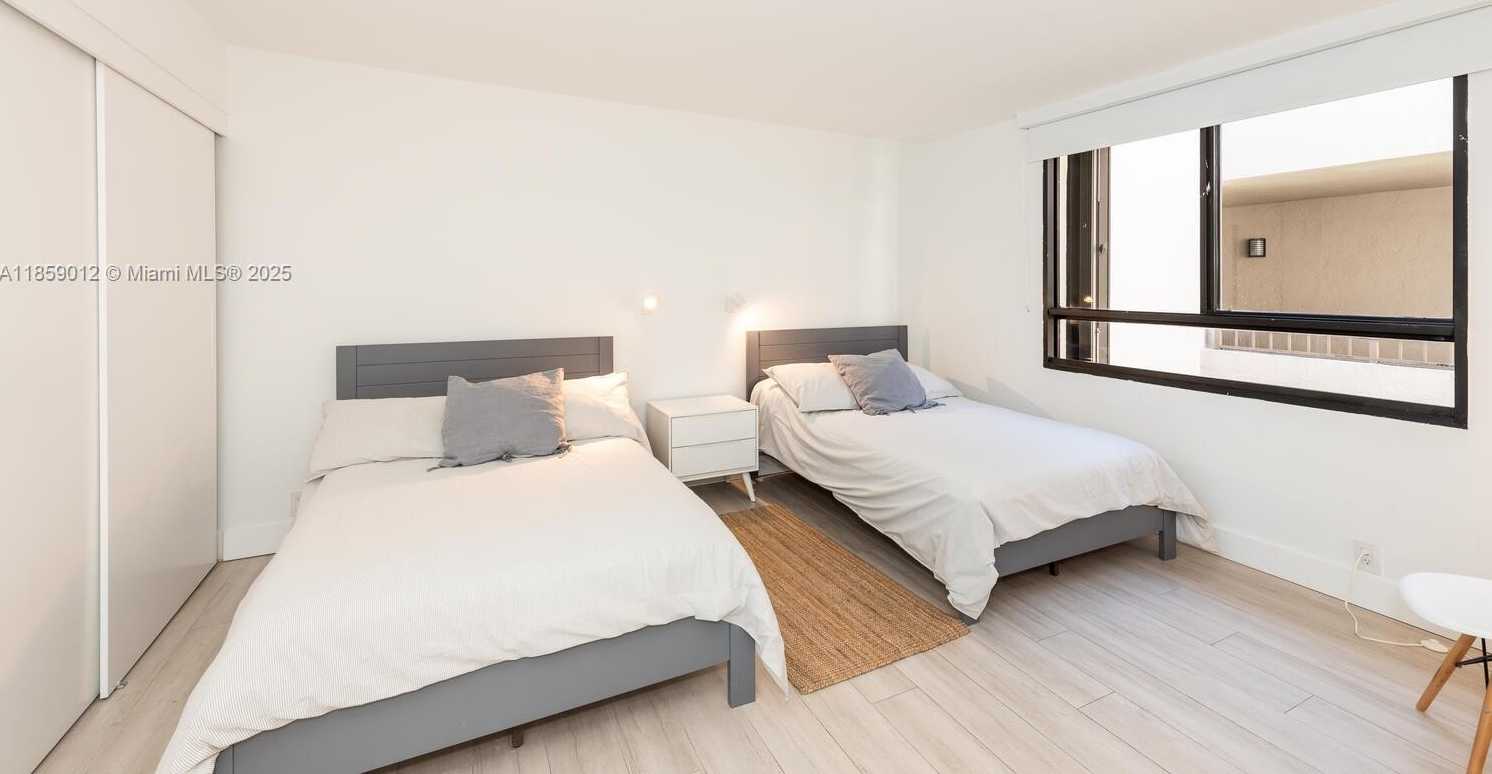 Small Image of 181 CRANDON BLVD #306, Key Biscayne Number 19