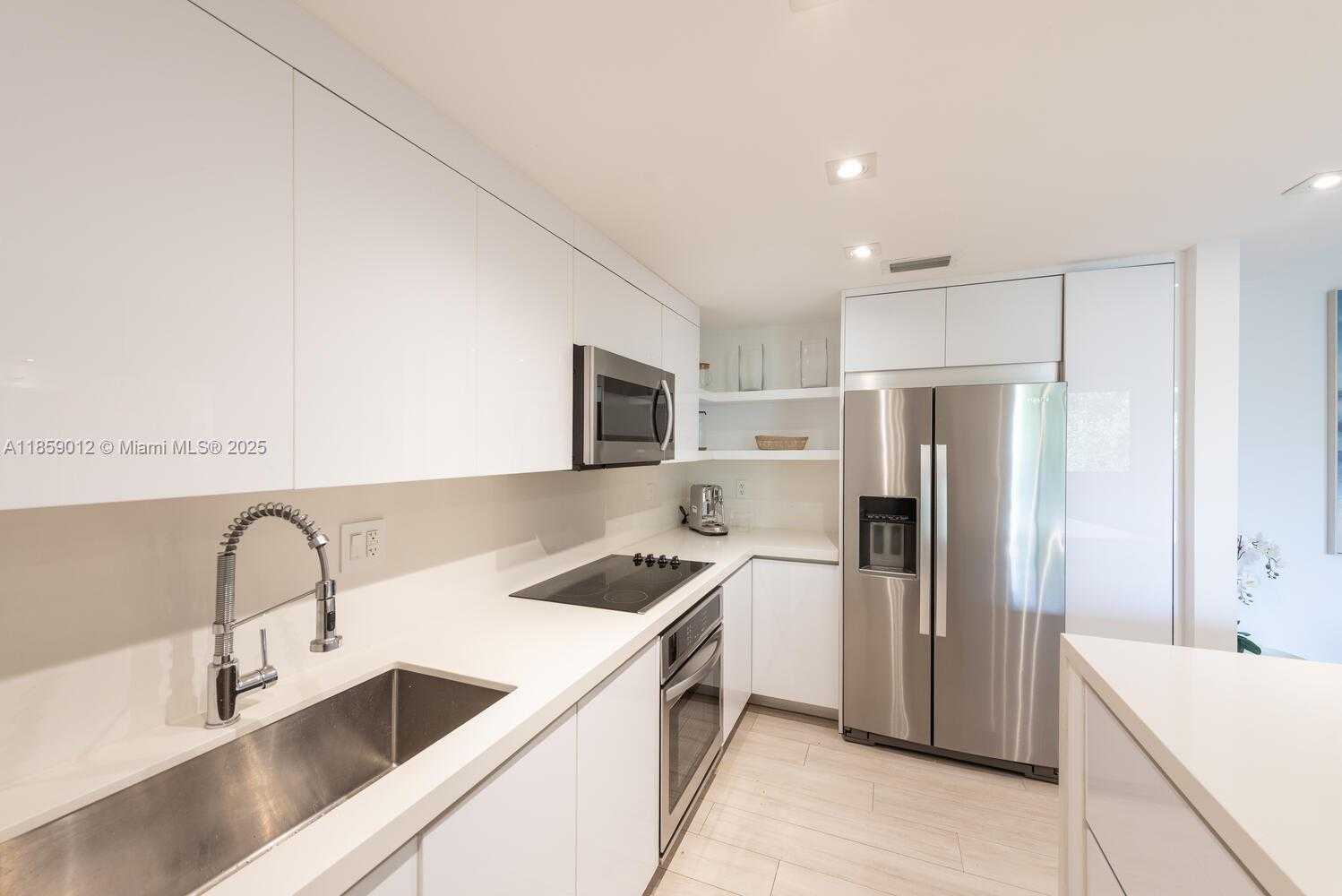 Small Image of 181 CRANDON BLVD #306, Key Biscayne Number 7