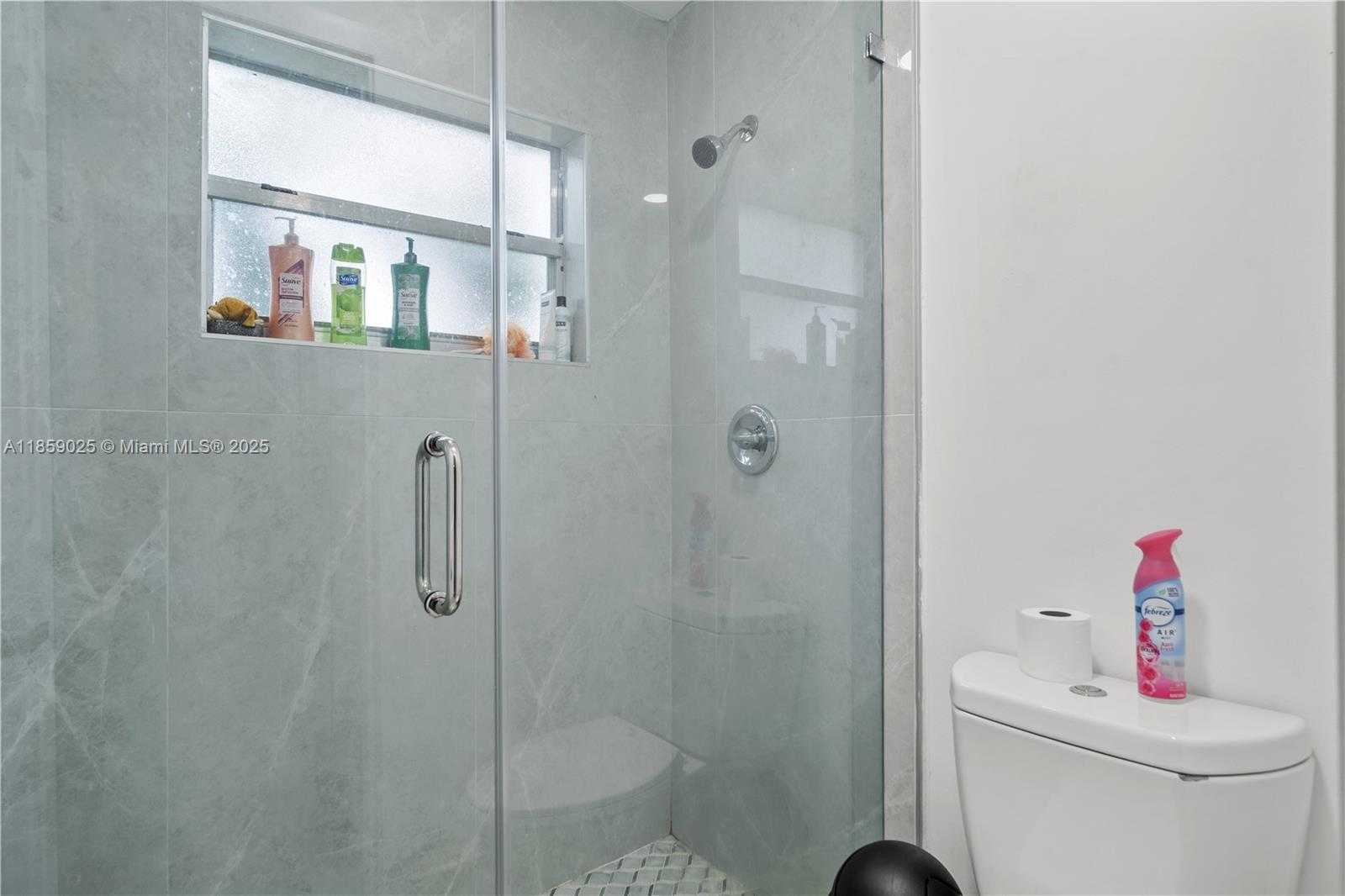 Small Image of 9502 SOUTH WEST 151ST CT #9502, Miami Number 19