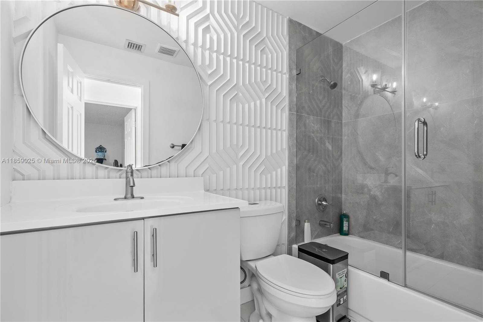 Small Image of 9502 SOUTH WEST 151ST CT #9502, Miami Number 24