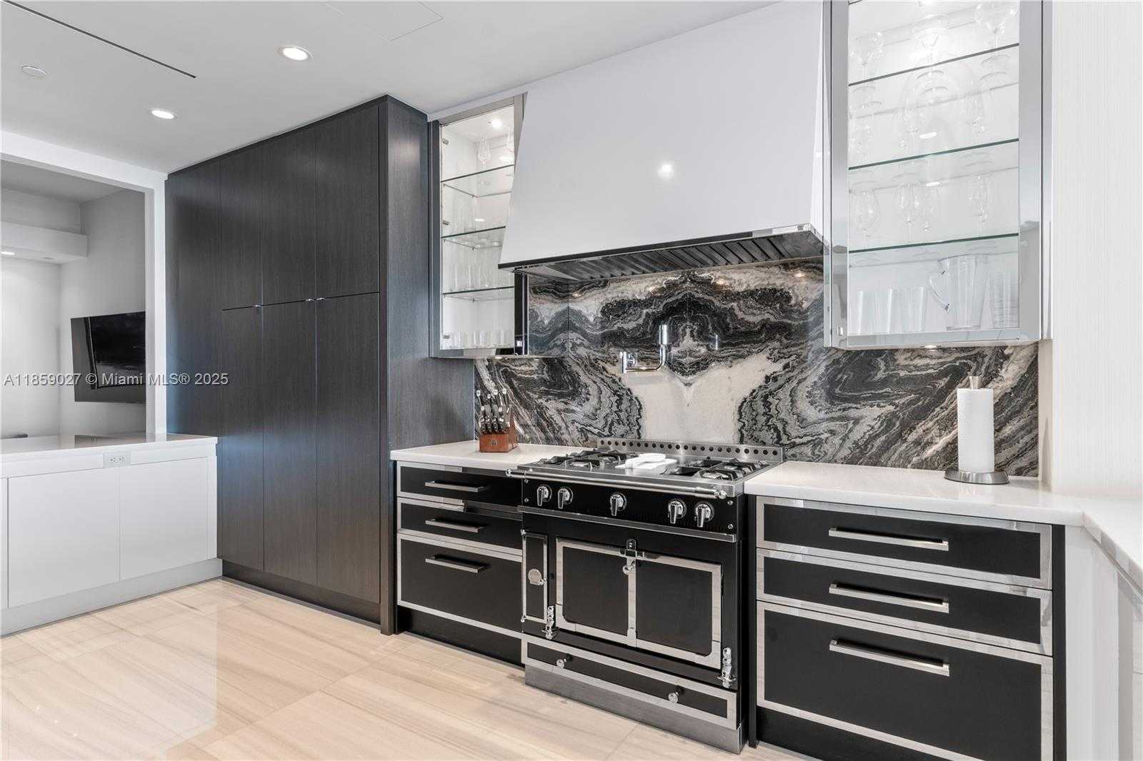 Small Image of 17901 COLLINS AVE #2103, Sunny Isles Beach Number 12