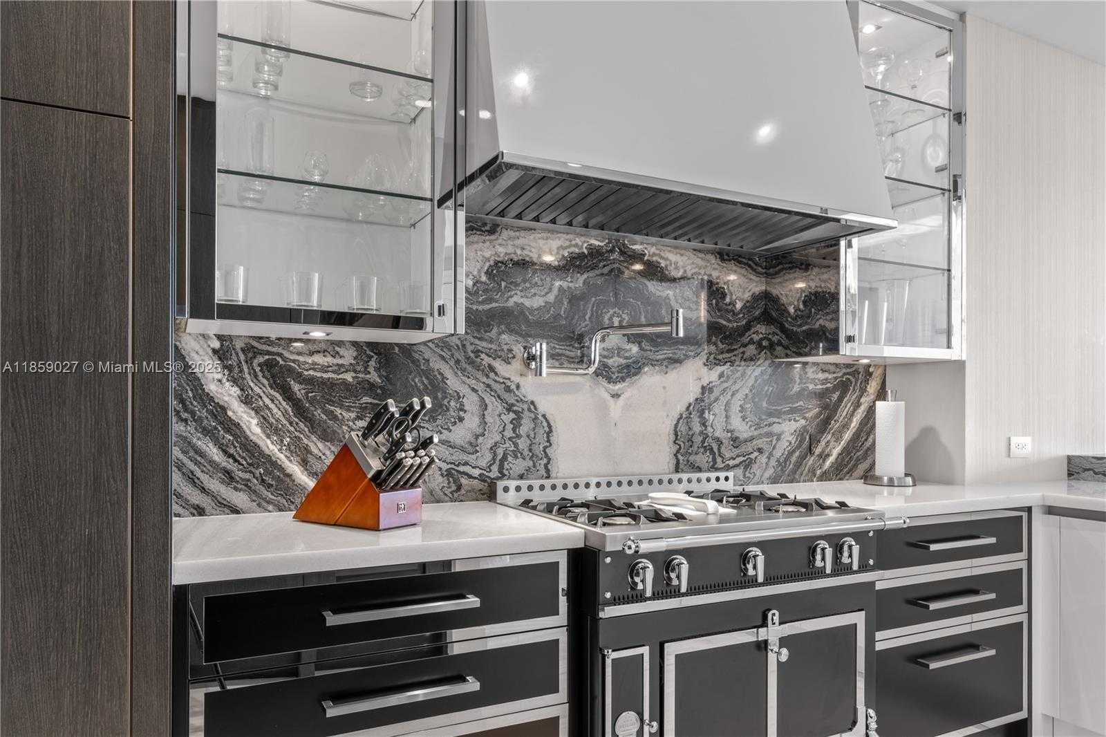 Small Image of 17901 COLLINS AVE #2103, Sunny Isles Beach Number 15