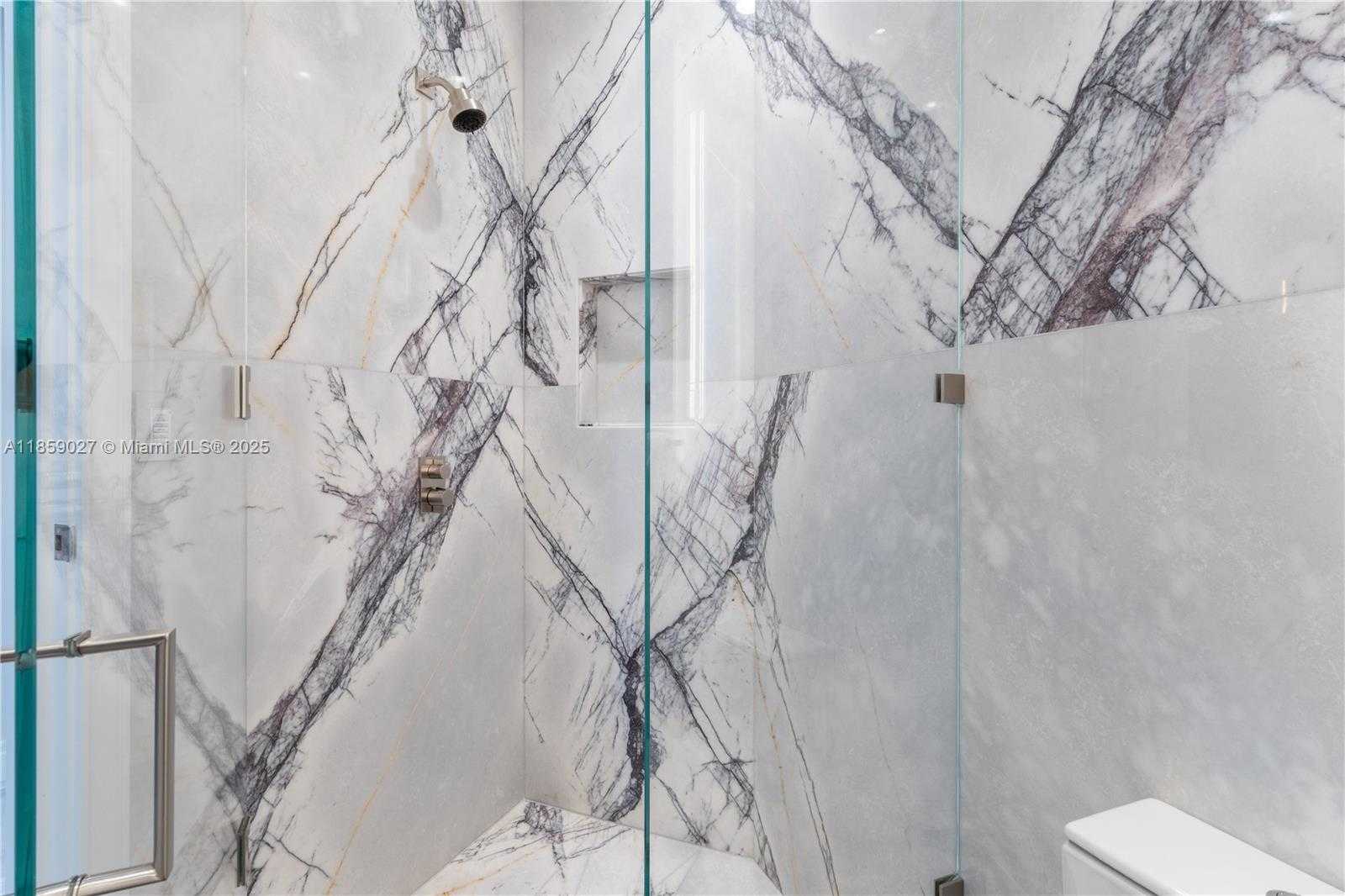 Small Image of 17901 COLLINS AVE #2103, Sunny Isles Beach Number 25