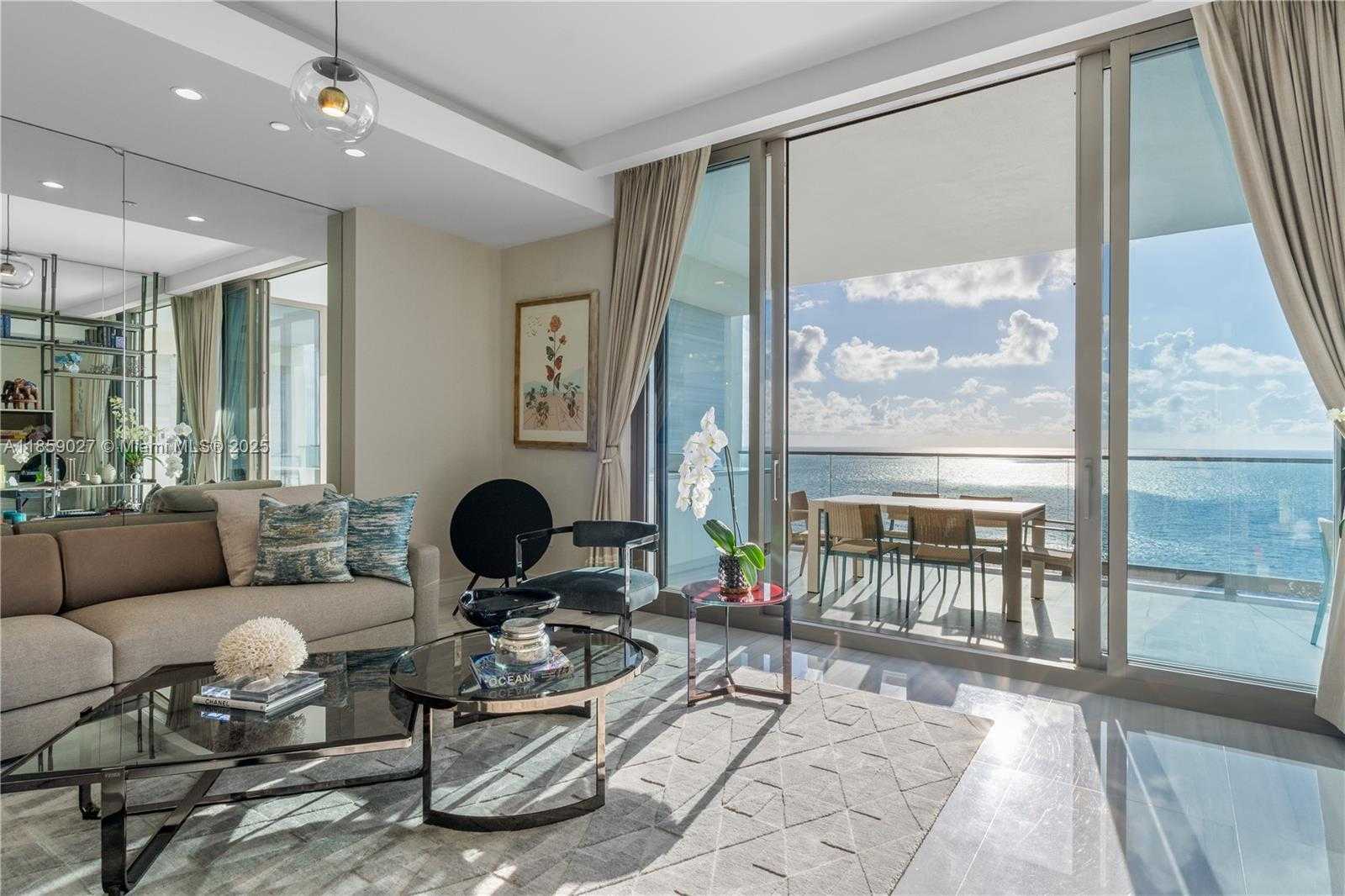 Small Image of 17901 COLLINS AVE #2103, Sunny Isles Beach Number 4