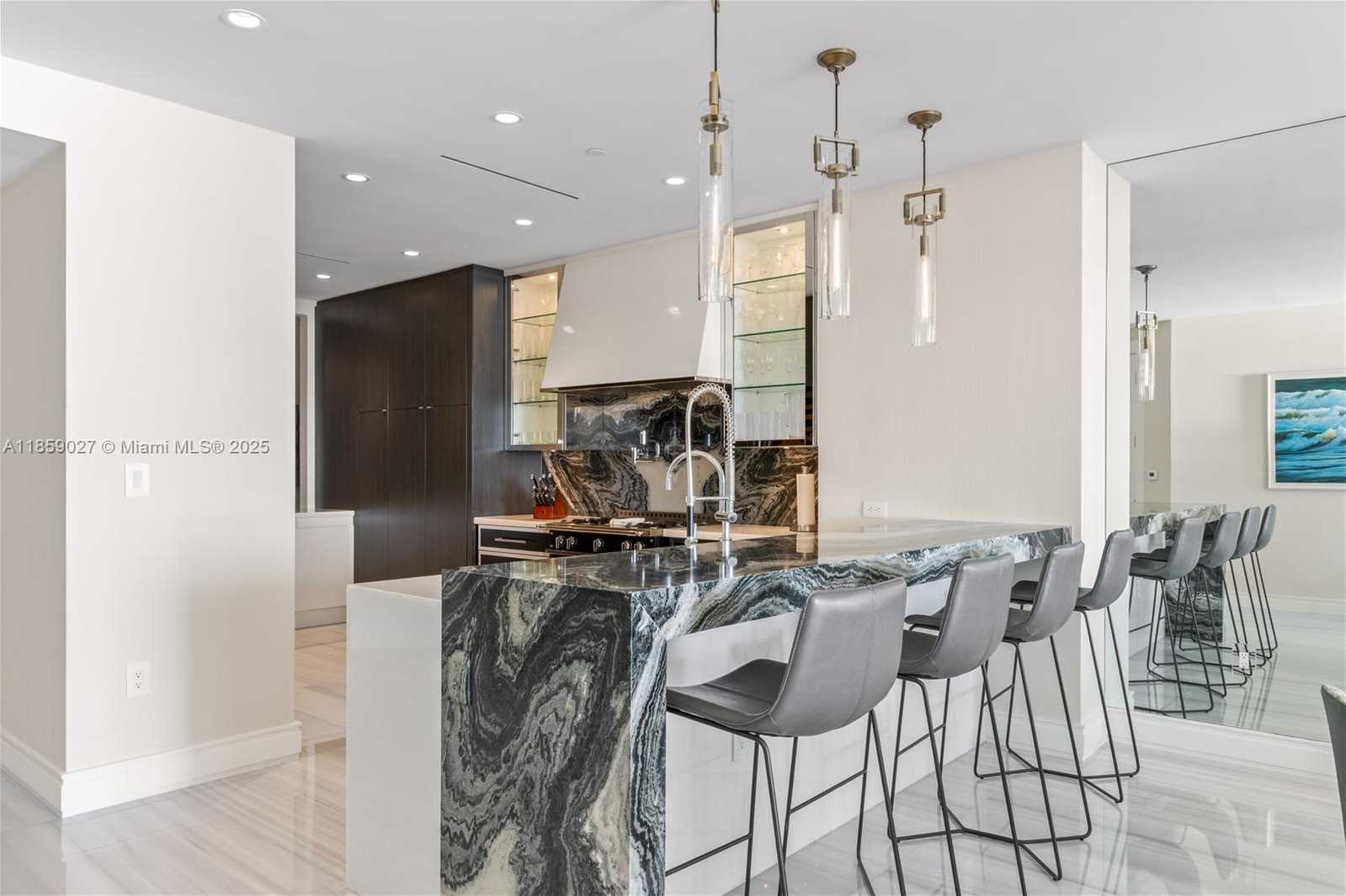 Small Image of 17901 COLLINS AVE #2103, Sunny Isles Beach Number 8
