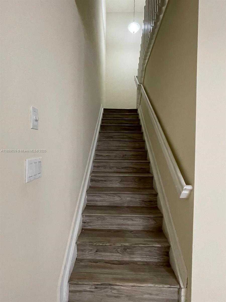 Small Image of 9143 SOUTH WEST 227TH TER #., Cutler Bay Number 10