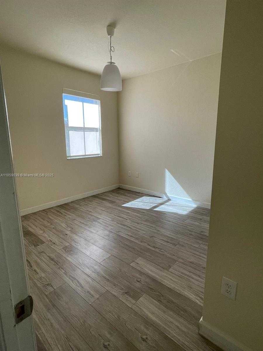 Small Image of 9143 SOUTH WEST 227TH TER #., Cutler Bay Number 13