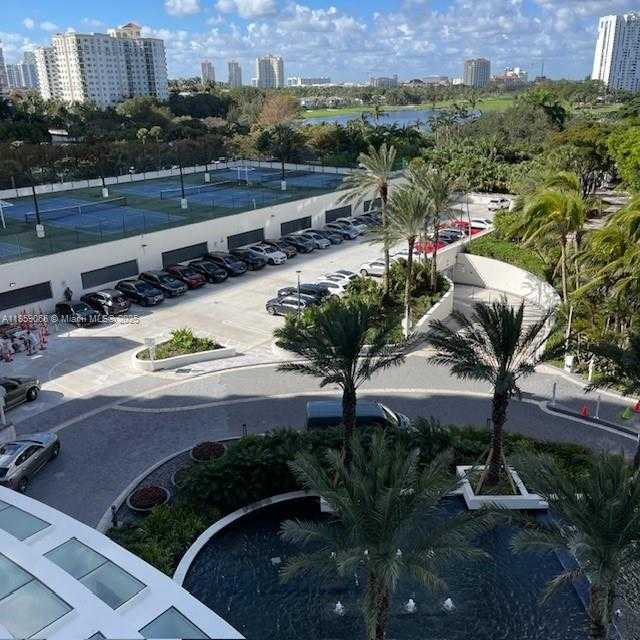 Small Image of 20201 EAST COUNTRY CLUB DR #704, Aventura Number 4