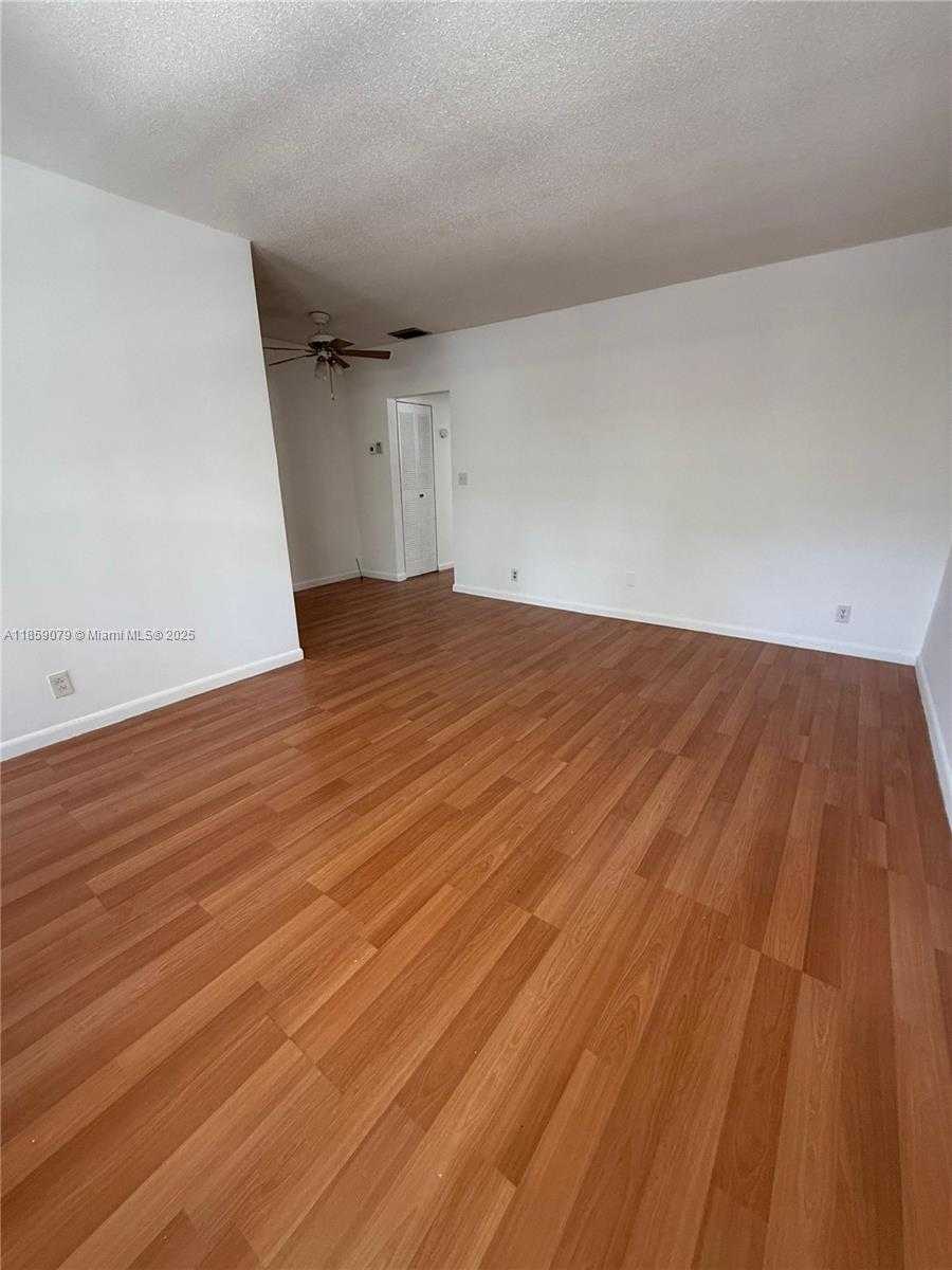 Small Image of 1300 NORTH 17TH AVE #207, Hollywood Number 2