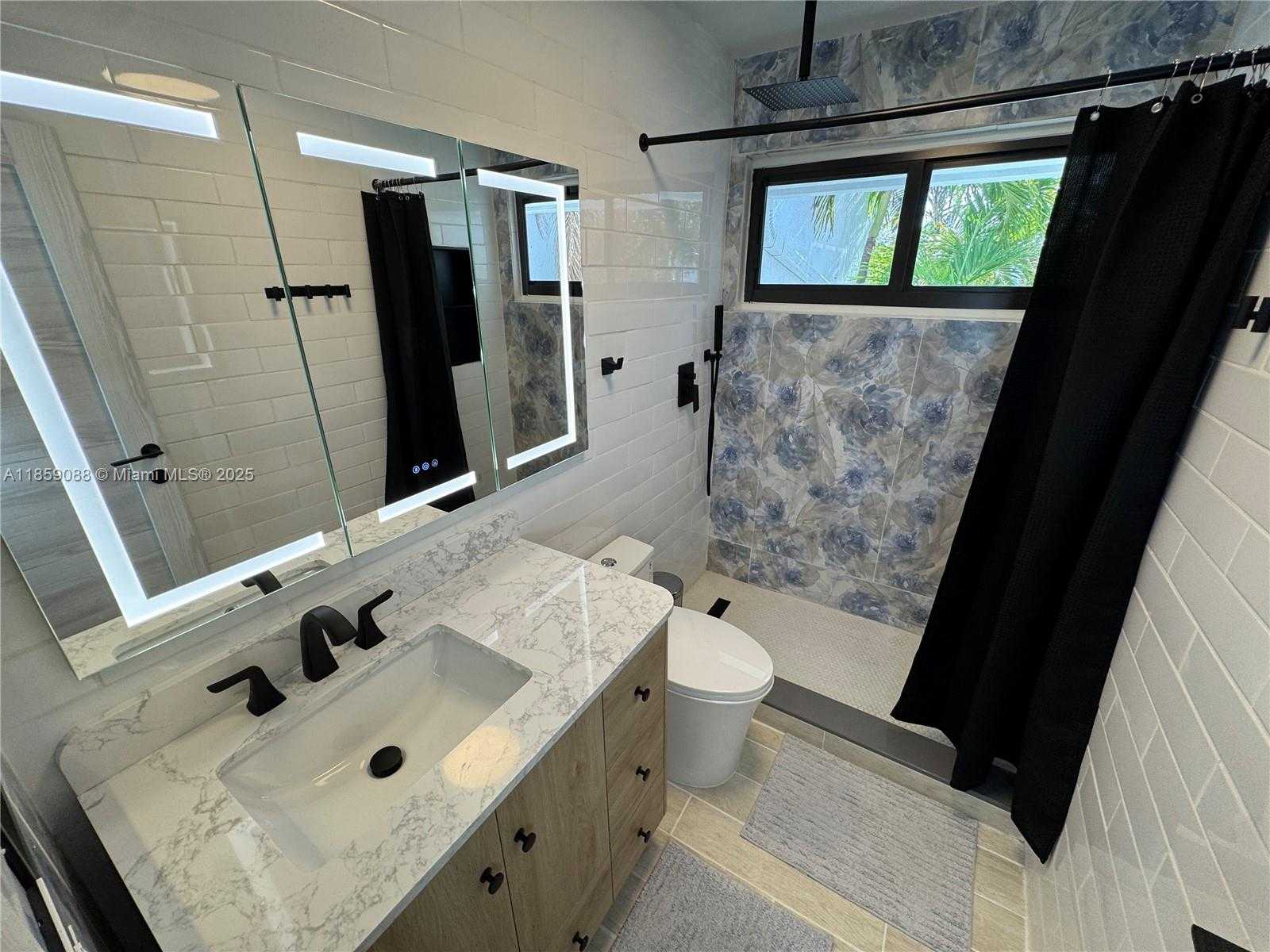 Small Image of 20940 BAY CT #333-3, Aventura Number 28