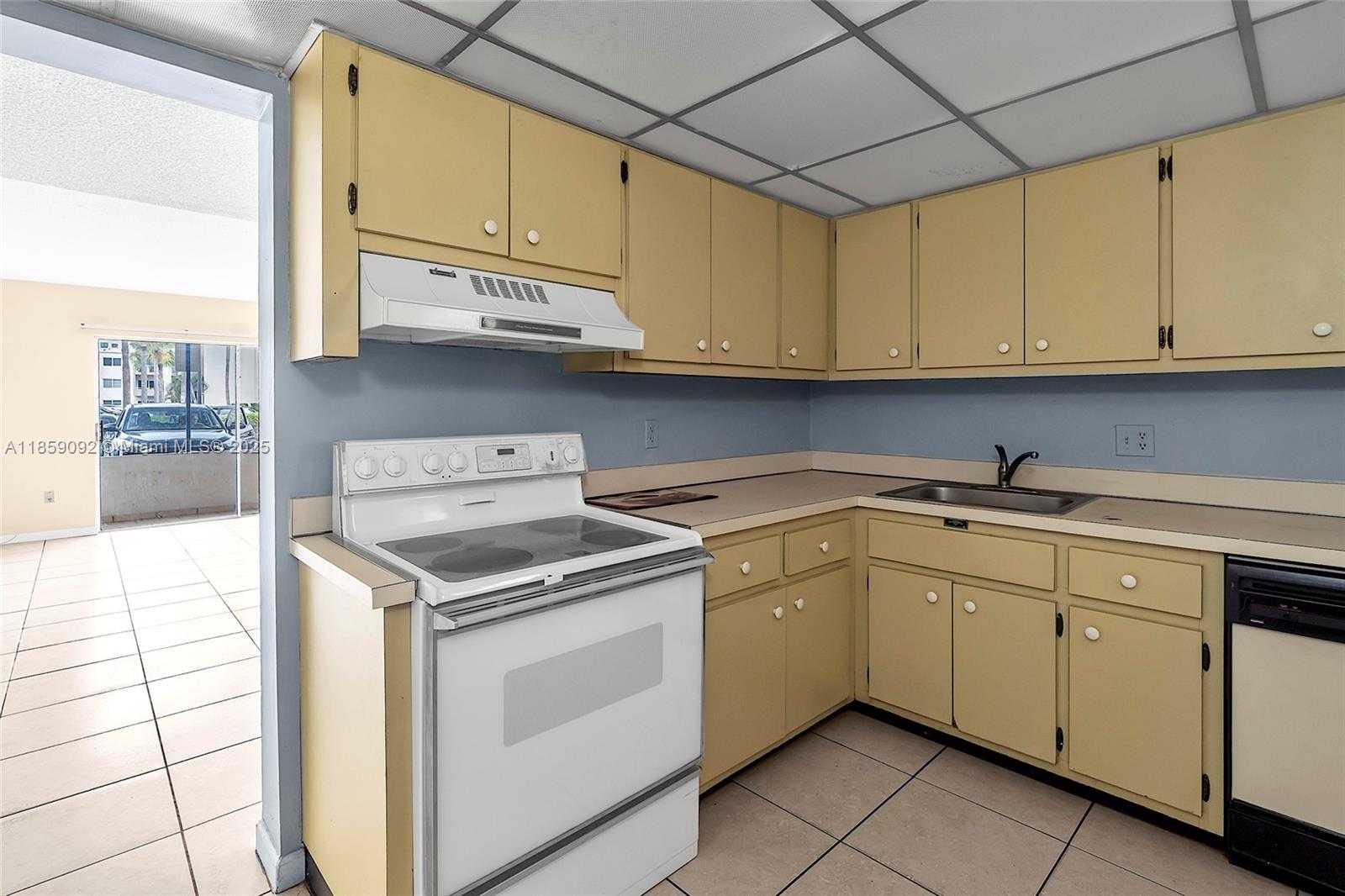 Small Image of 7747 SOUTH WEST 86TH ST #D-106, Miami Number 14