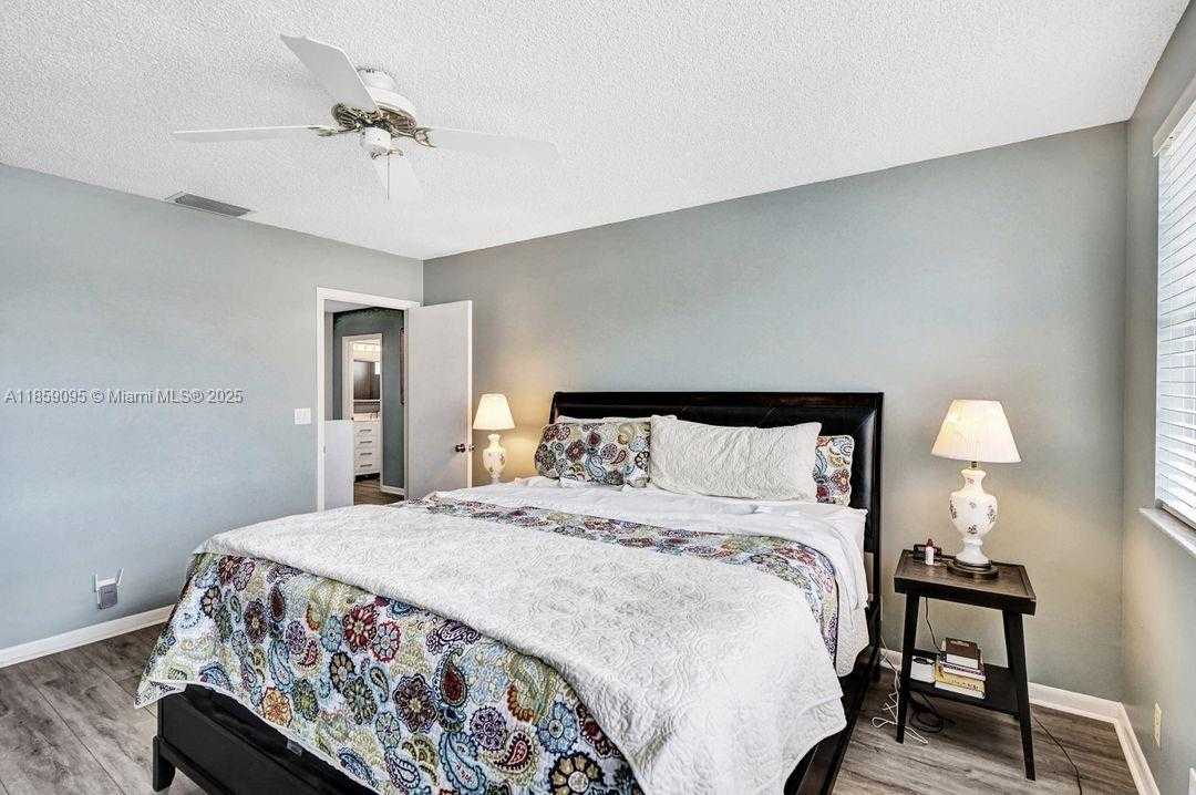 Small Image of 285 BRIDGETON WAY, Weston Number 14