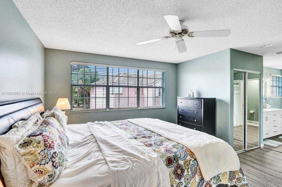 Small Image of 285 BRIDGETON WAY, Weston Number 15