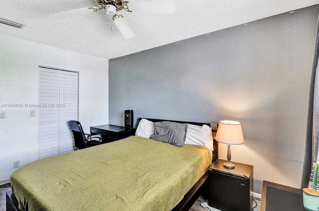 Small Image of 285 BRIDGETON WAY, Weston Number 19