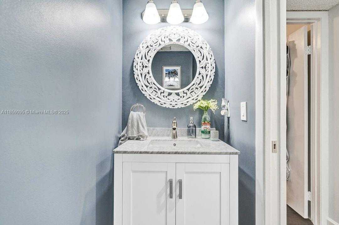 Small Image of 285 BRIDGETON WAY, Weston Number 23
