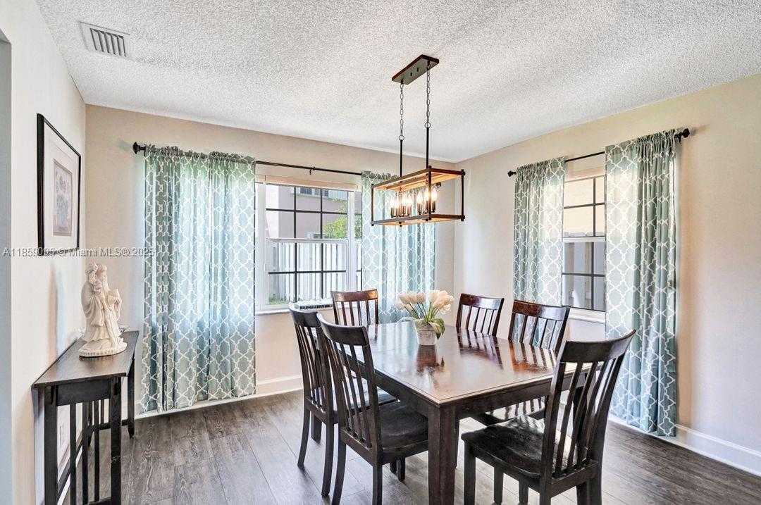 Small Image of 285 BRIDGETON WAY, Weston Number 9