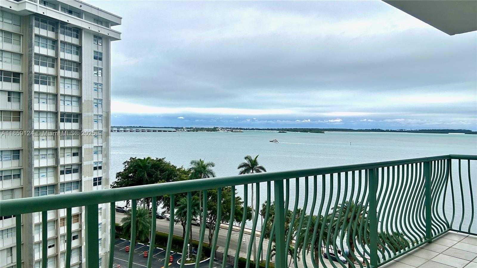 Small Image of 1408 BRICKELL BAY DR #907, Miami Number 5