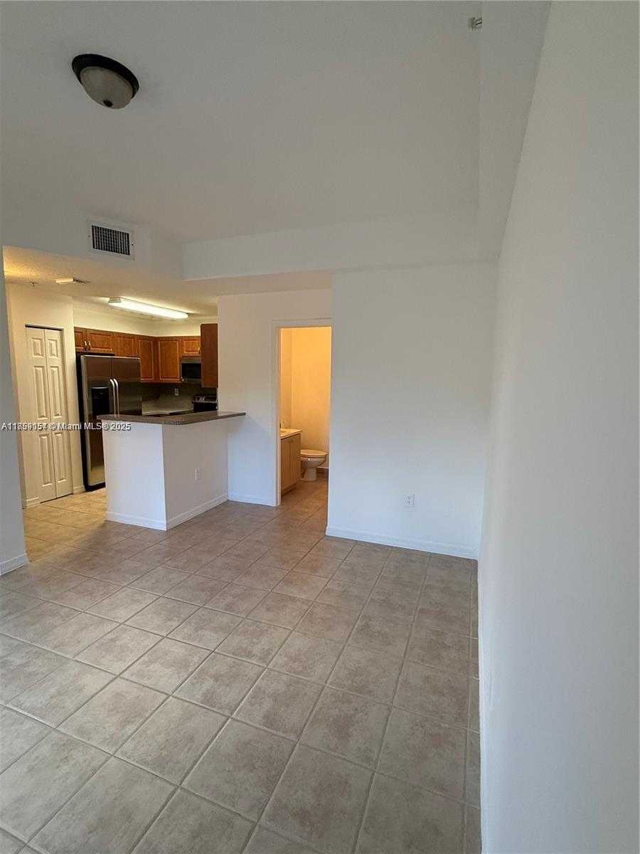 Small Image of 906 SOUTH WEST 143RD AVE #502, Pembroke Pines Number 7