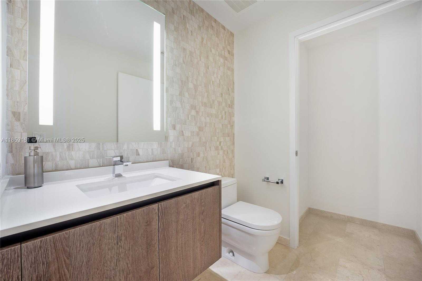 Small Image of 88 SOUTH WEST 7TH ST #1810, Miami Number 13