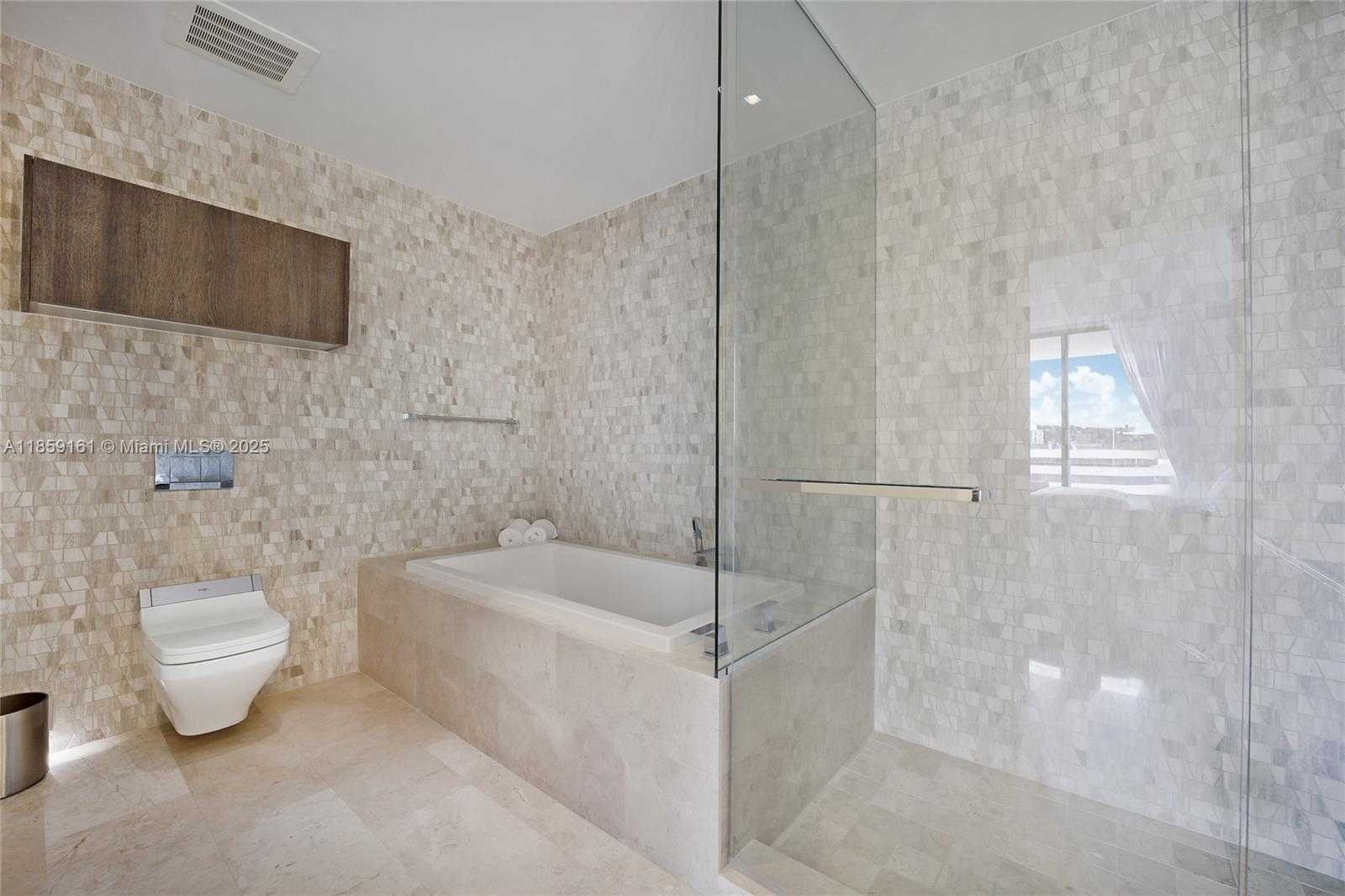 Small Image of 88 SOUTH WEST 7TH ST #1810, Miami Number 9