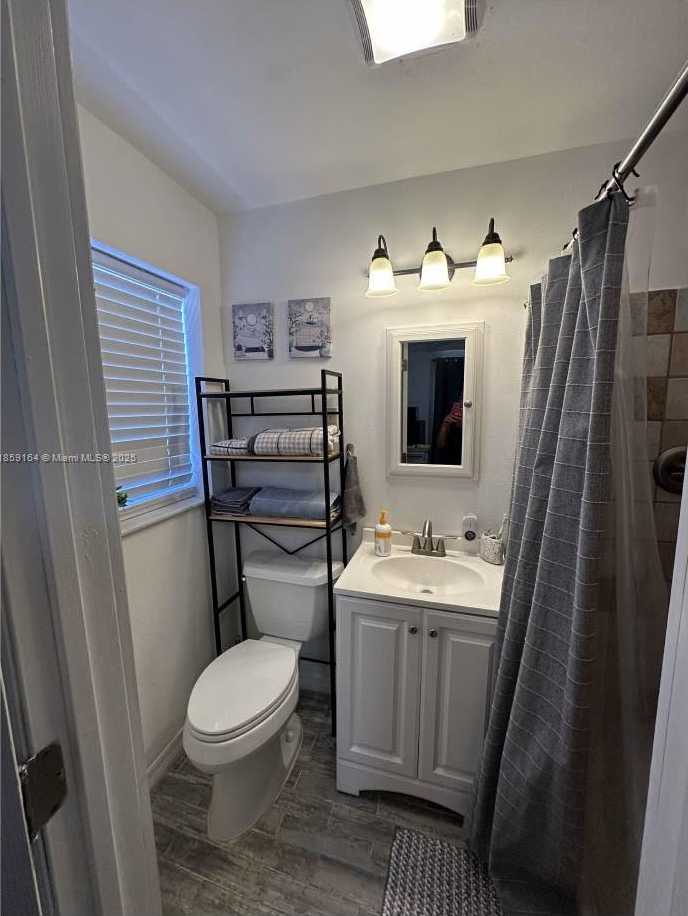 Small Image of 2530 RODMAN ST #1, Hollywood Number 10