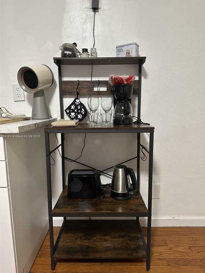 Small Image of 2530 RODMAN ST #1, Hollywood Number 3