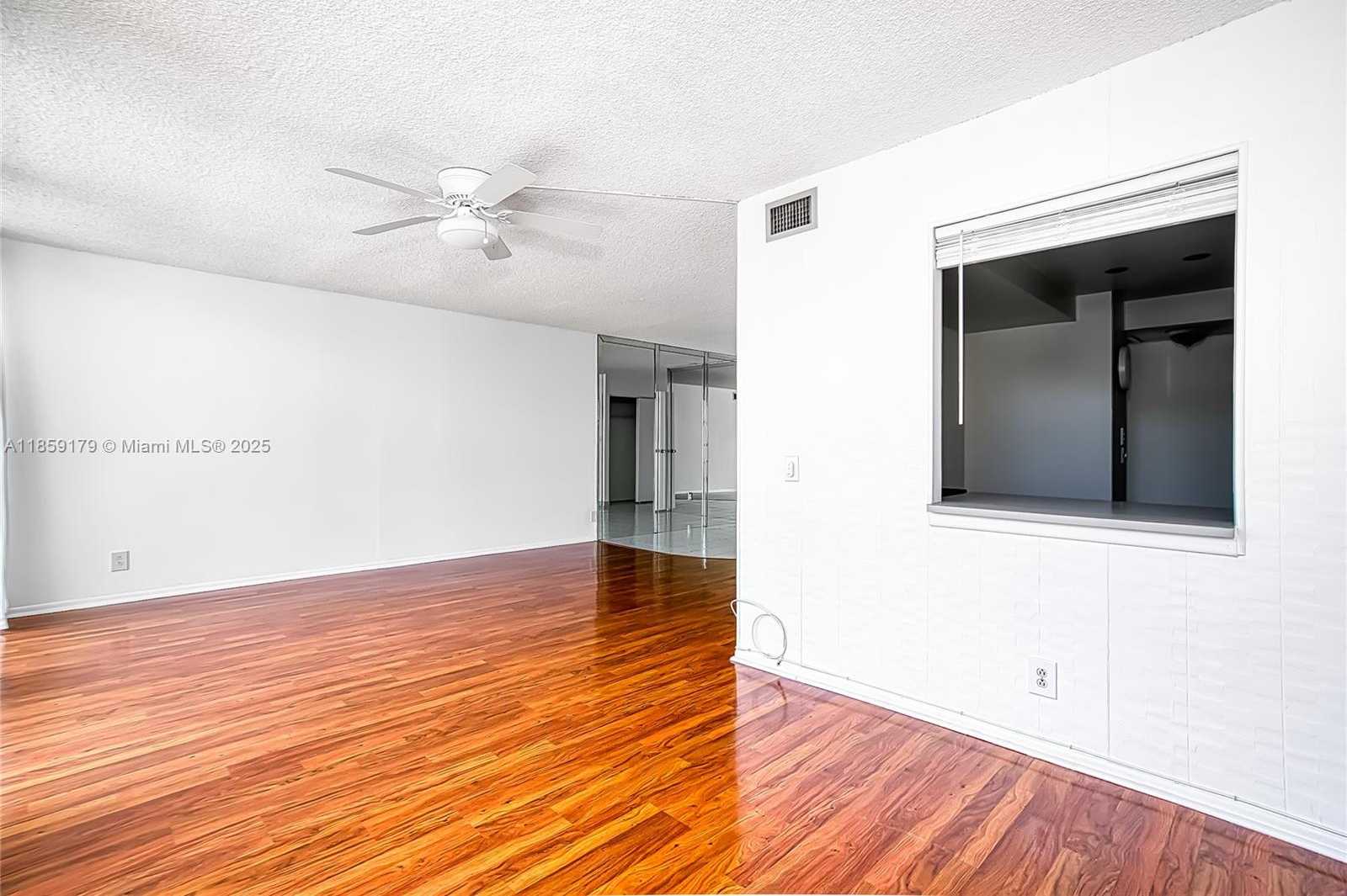Small Image of 601 THREE ISLANDS BLVD #416, Hallandale Beach Number 10