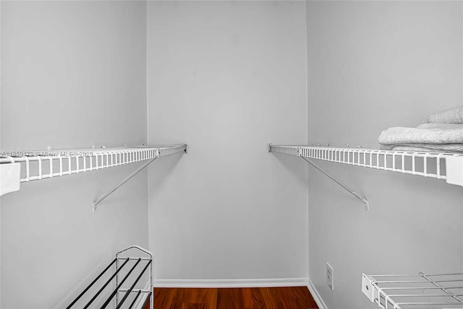Small Image of 601 THREE ISLANDS BLVD #416, Hallandale Beach Number 23