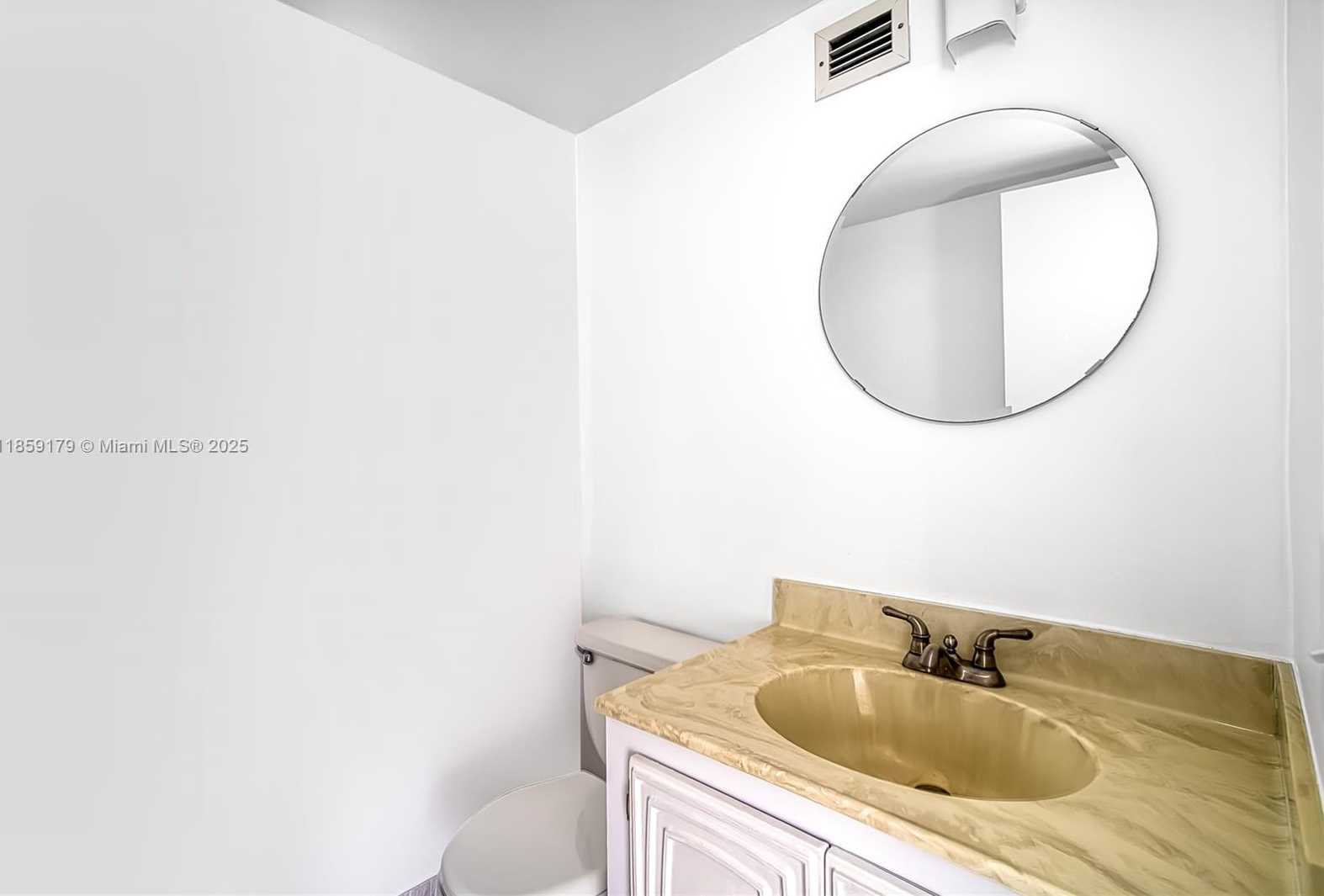 Small Image of 601 THREE ISLANDS BLVD #416, Hallandale Beach Number 30