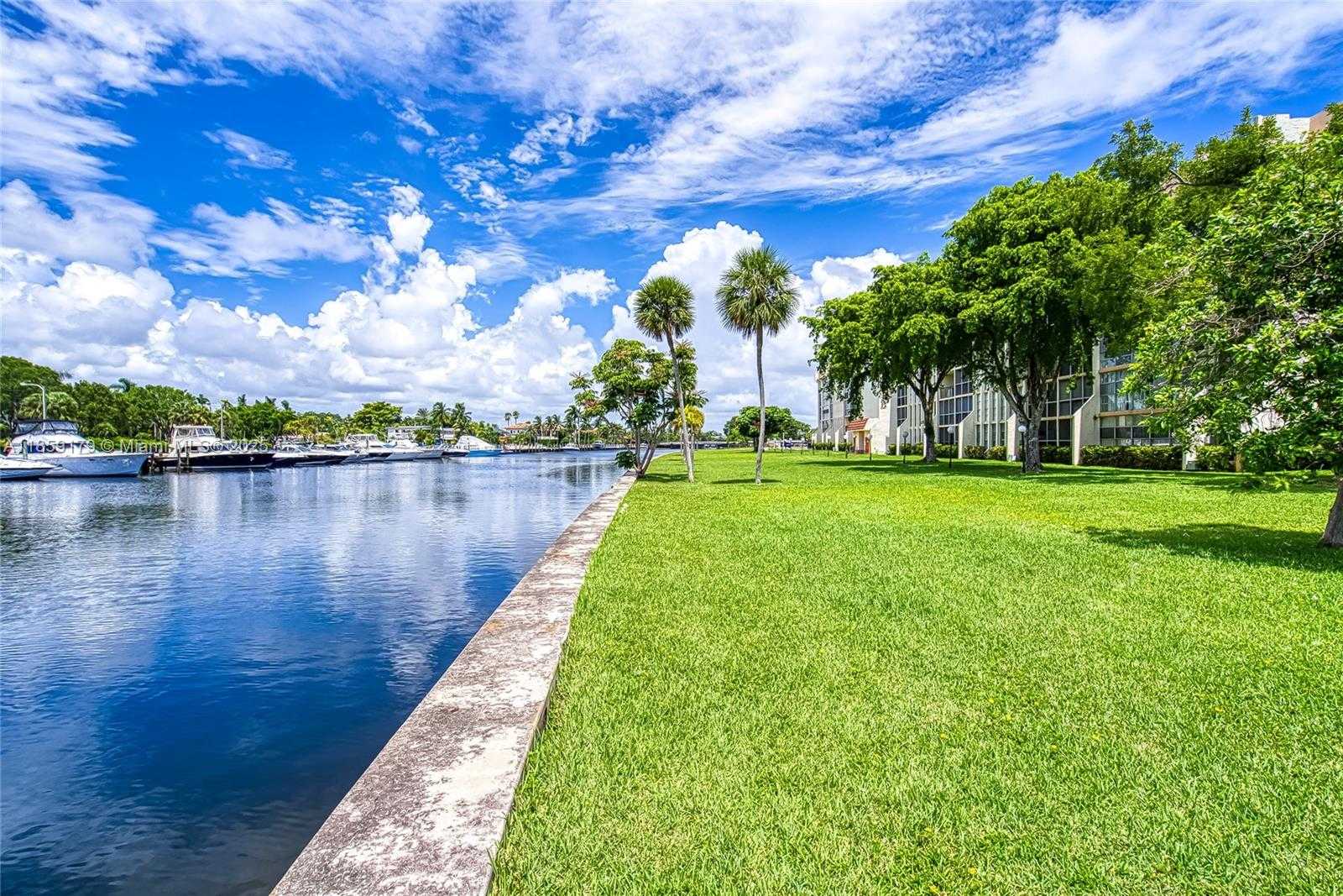 Small Image of 601 THREE ISLANDS BLVD #416, Hallandale Beach Number 41