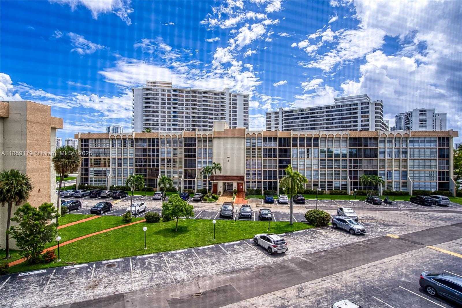 Small Image of 601 THREE ISLANDS BLVD #416, Hallandale Beach Number 53