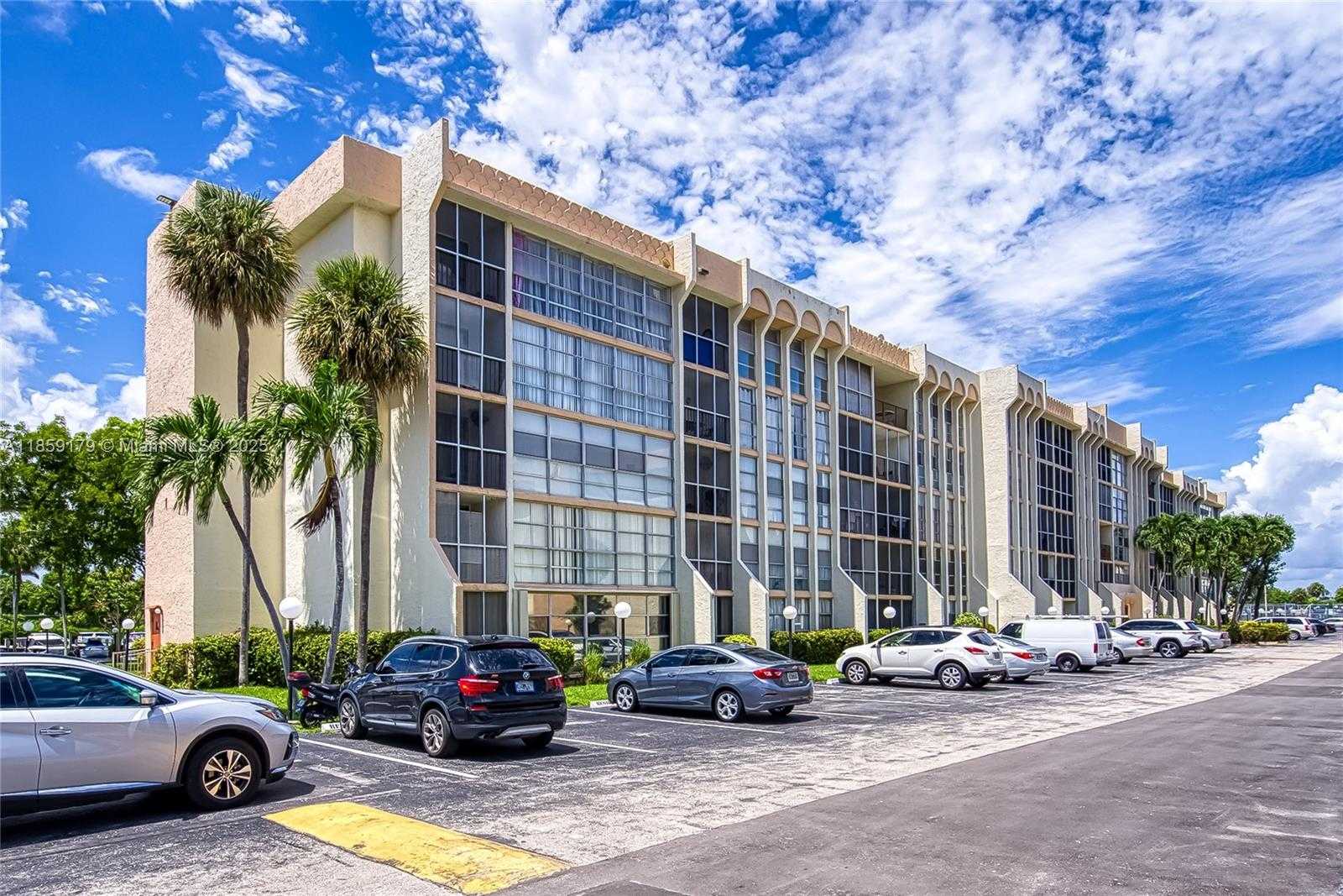Small Image of 601 THREE ISLANDS BLVD #416, Hallandale Beach Number 56