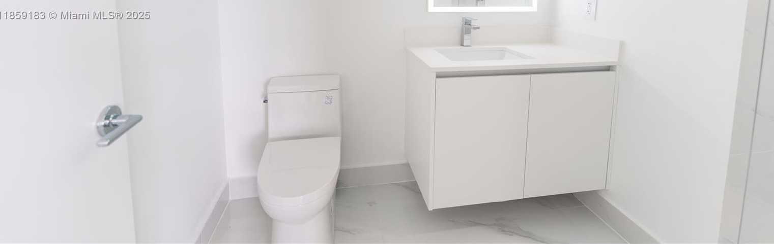 Small Image of 700 NORTH EAST 24TH ST #2905, Miami Number 22