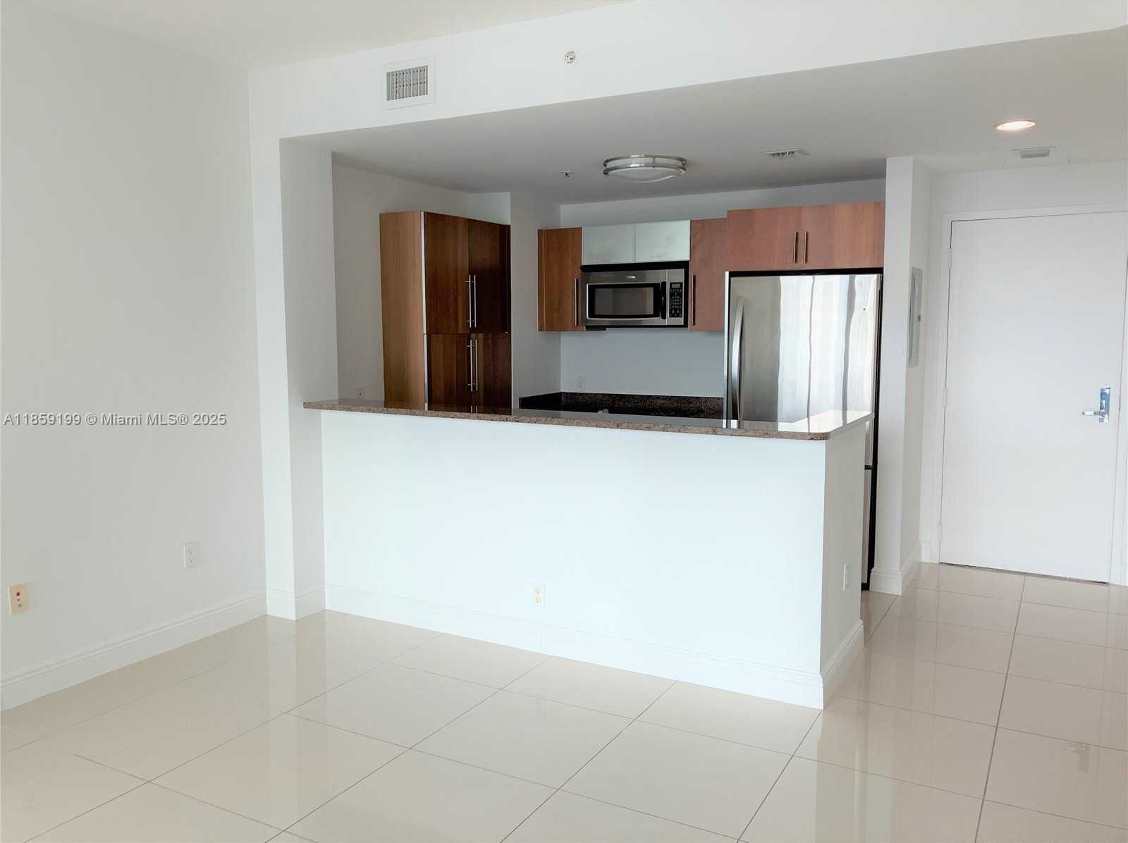 Small Image of 300 SOUTH BISCAYNE BLVD #T-3005, Miami Number 3