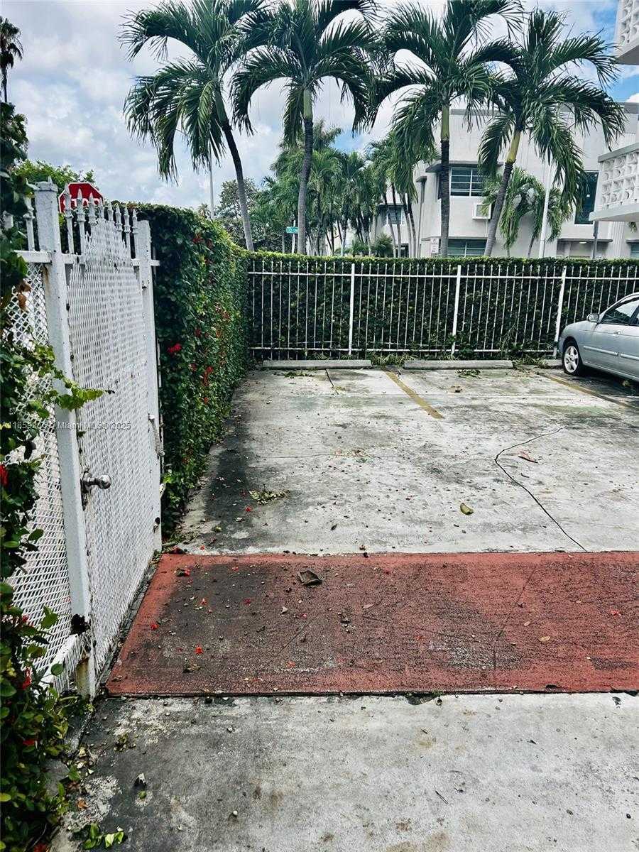 Small Image of Miami Beach Number 2