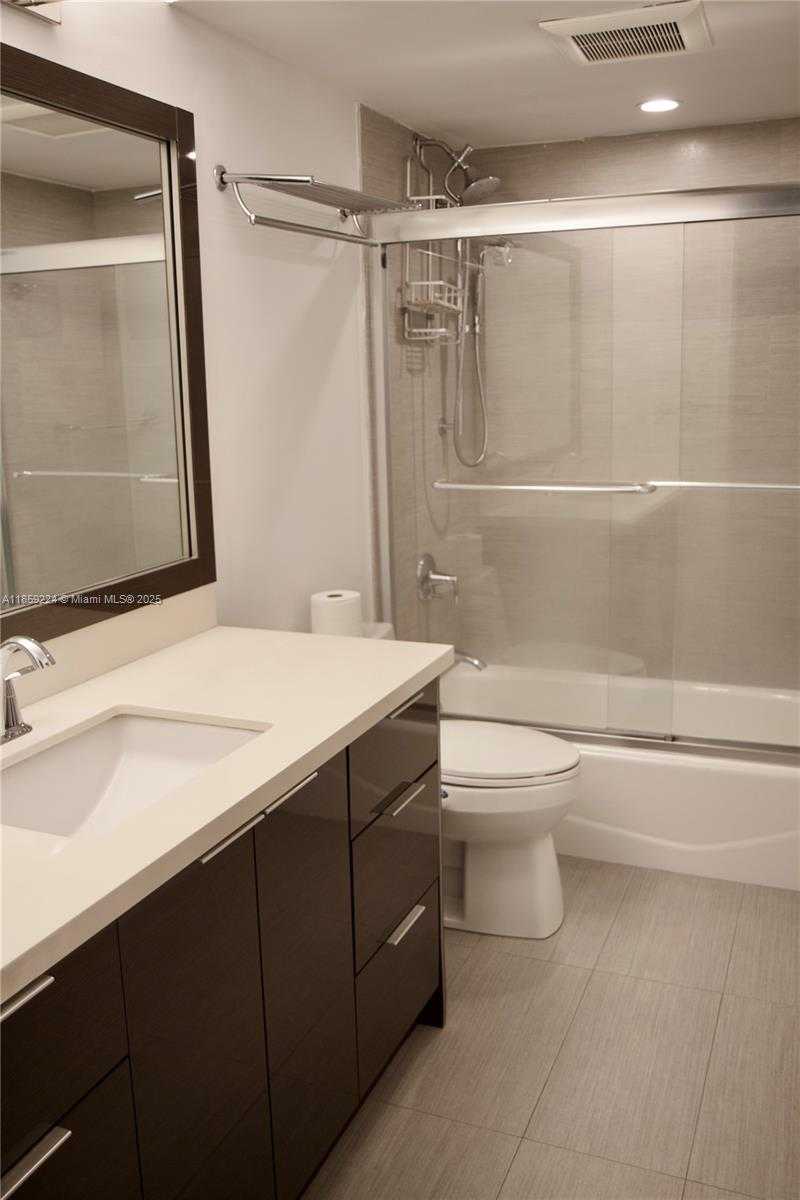 Small Image of 2901 SOUTH BAYSHORE DR #3D, Miami Number 10